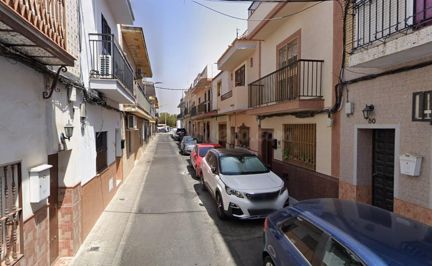 VENTA DE CASA EN SEVILLA (SEVILLA)