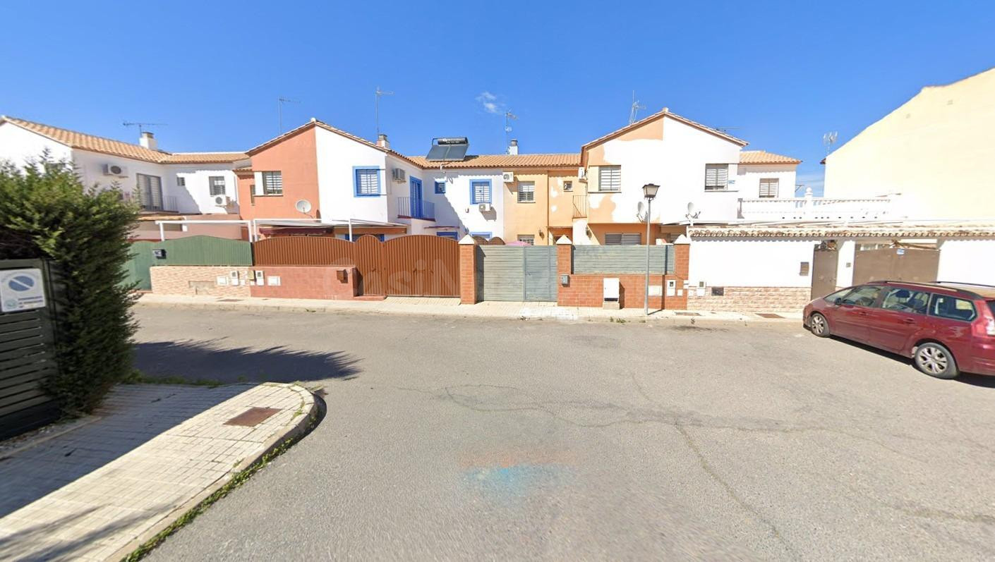 Venta de Adosado en Benacazón, Sevilla - VENTA en Cesión de Remate (Subasta finalizada)
