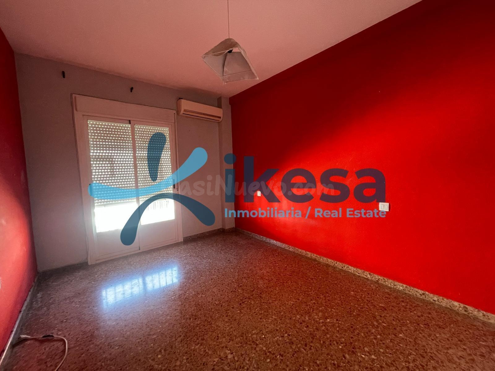 VENTA DE CASA ADOSADA EN ANDÚJAR (JAÉN)