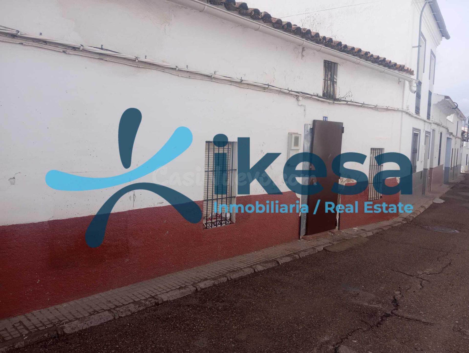 Casa adosada en Valverde de Llerena - Badajoz