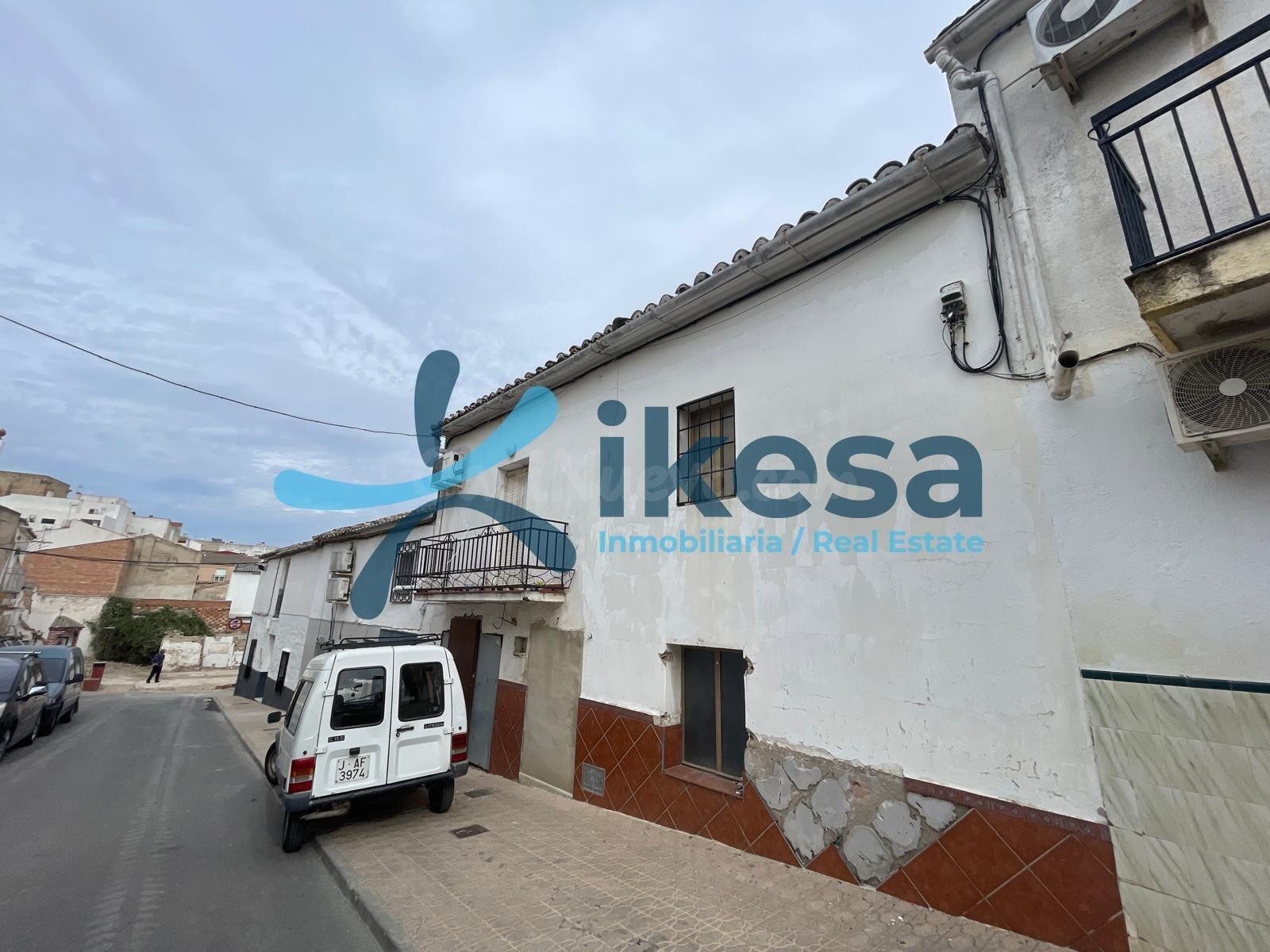 VENTA DE CASA EN MENGÍBAR (JAÉN)