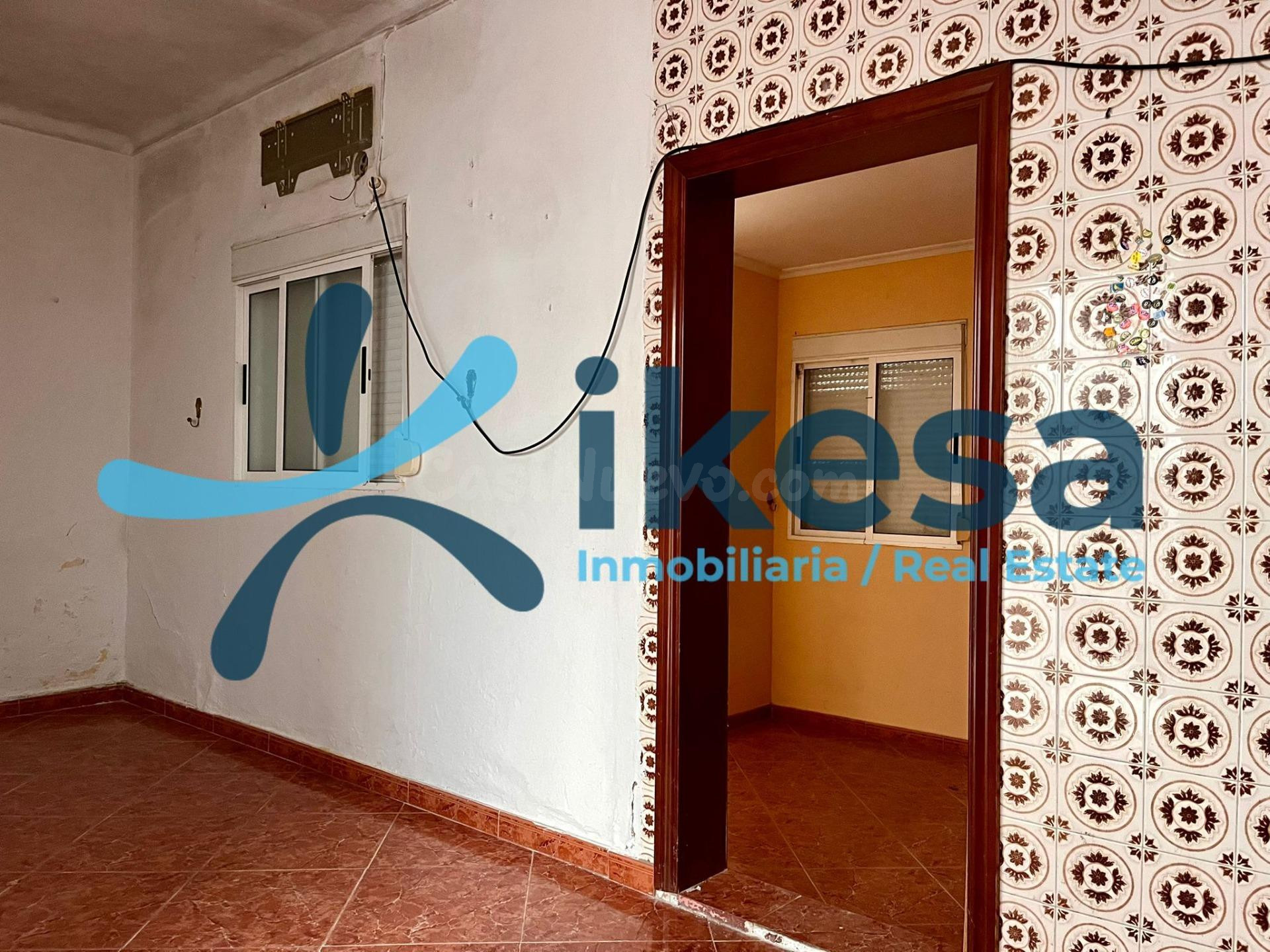 Casa adosada de planta baja + azotea - Morón de la Frontera  - foto 4