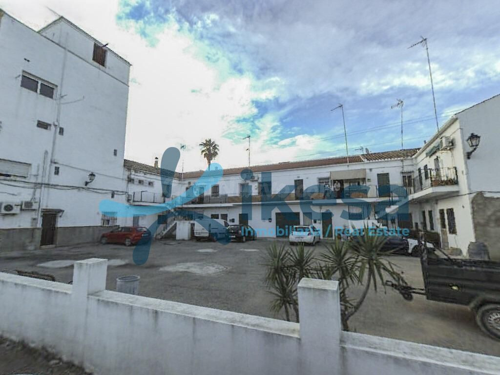 Piso en CDR sin posesión en Lora del Río - Sevilla