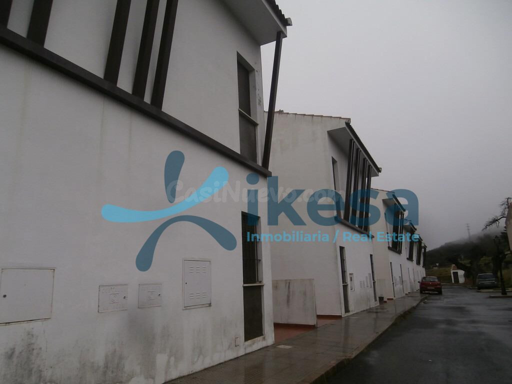Venta de casa adosada en Cortegana, Huelva. Activo inmobiliario SIN POSESIÓN.