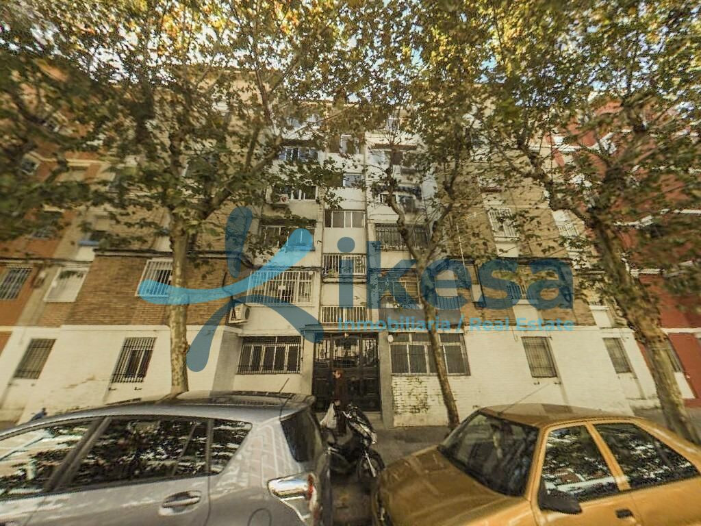 Piso en CDR sin posesión en Campo de la Verdad Zona Baja - Córdoba