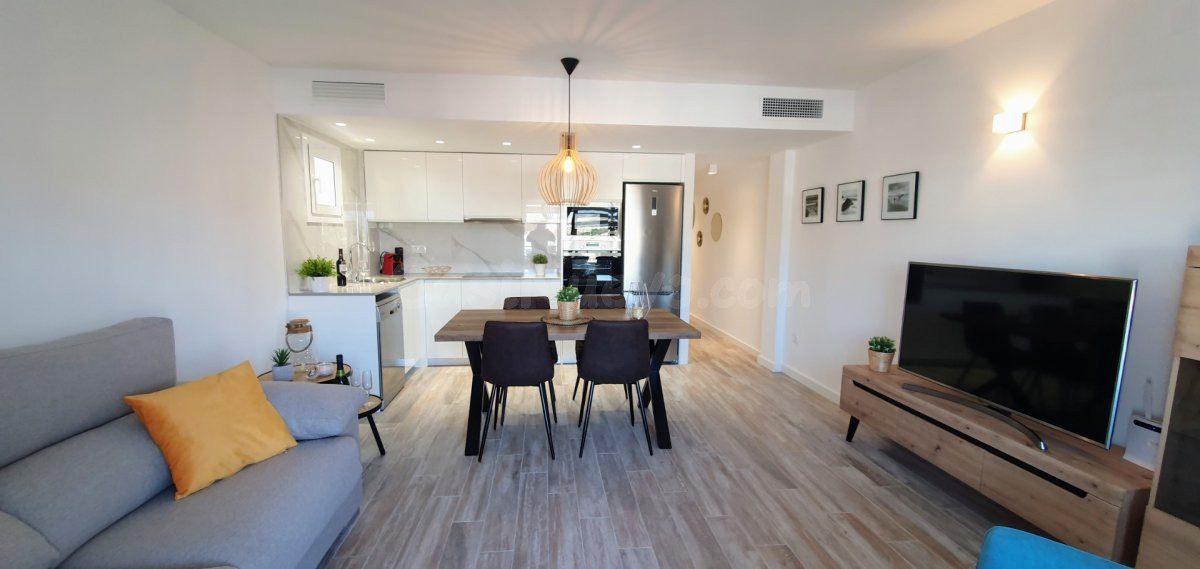 Salou - Magnifico apartamento con piscinas situado en 1a lín - foto 3