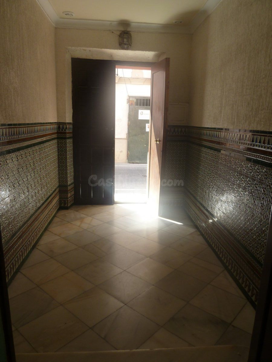 BONITA Y AMPLIA CASA CENTENARIA - foto 5