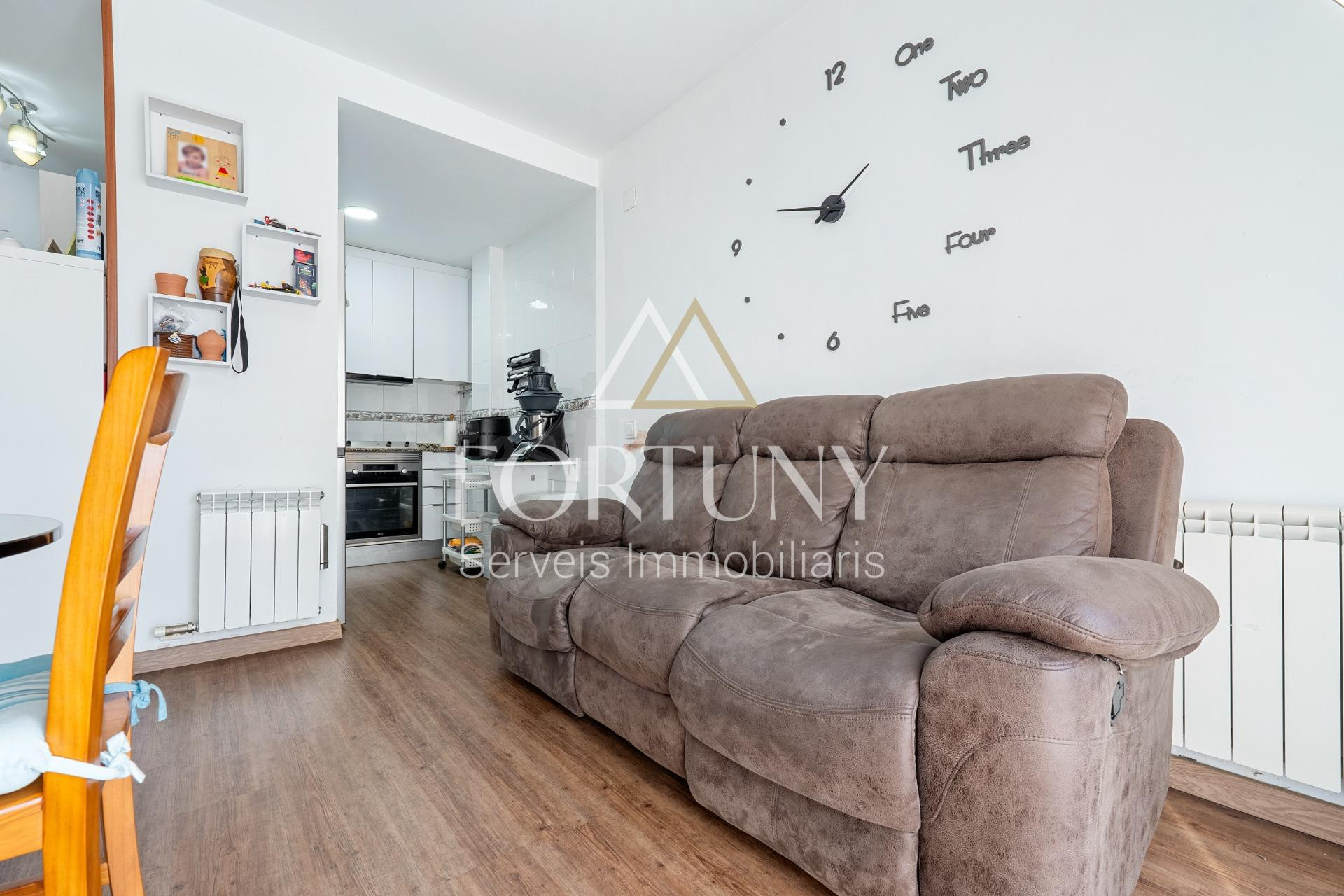 Piso en venta en Calle Vinyols, Montbrio. - foto 5