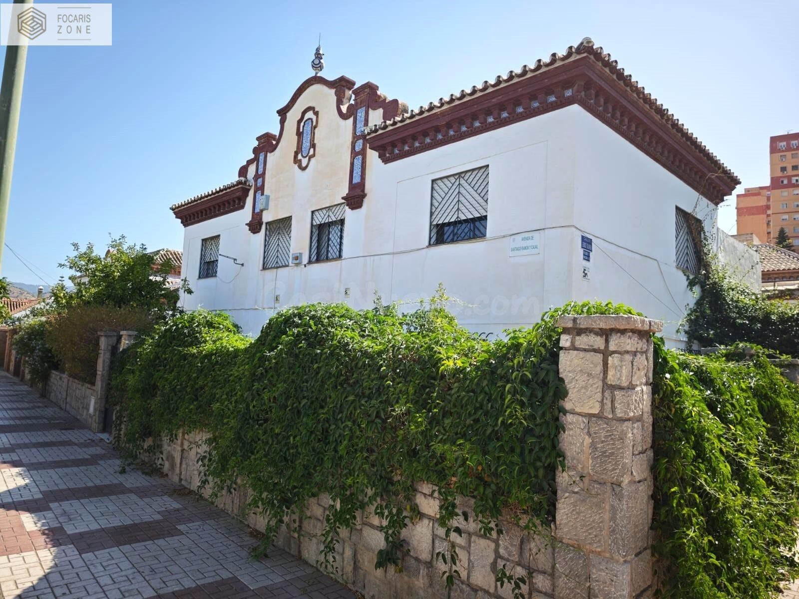 Exclusiva Casa Centenaria con Encanto Arquitectónico y Ubicación Privilegiada en Málaga - foto 4