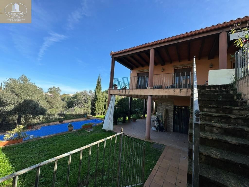Chalet en Montequinto con Piscin privada