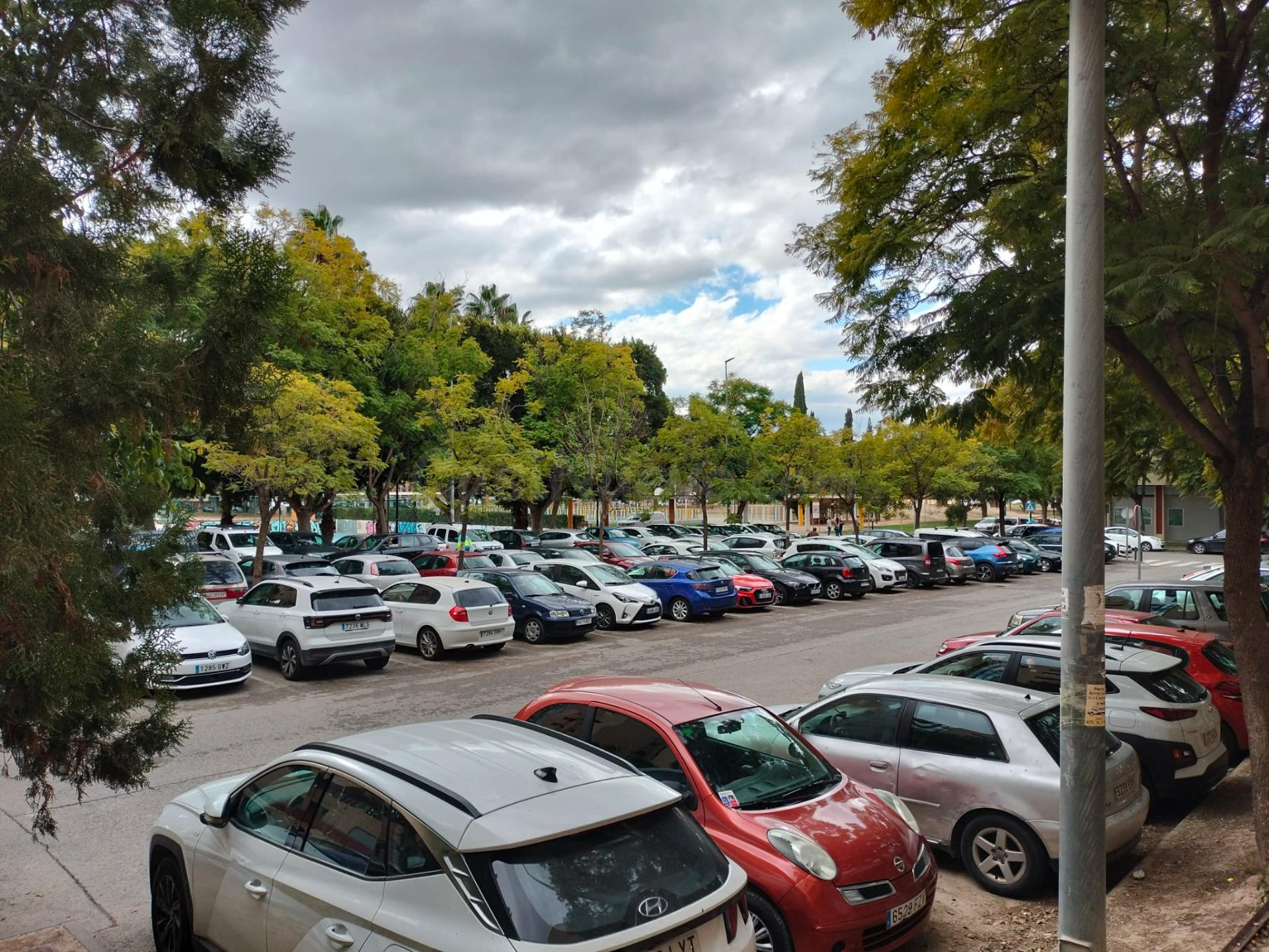 Amplio Local Comercial en Murcia - Zona Juan Carlos I