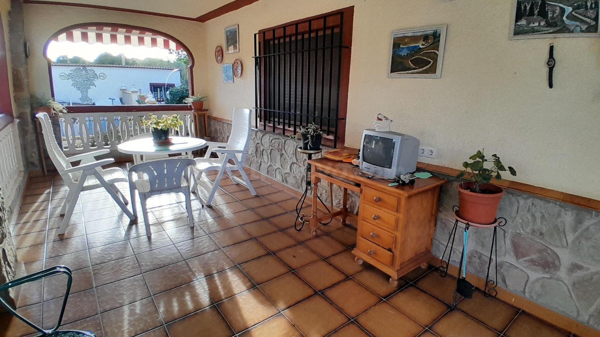 CHALET CON PISCINA EN YECLA - foto 5
