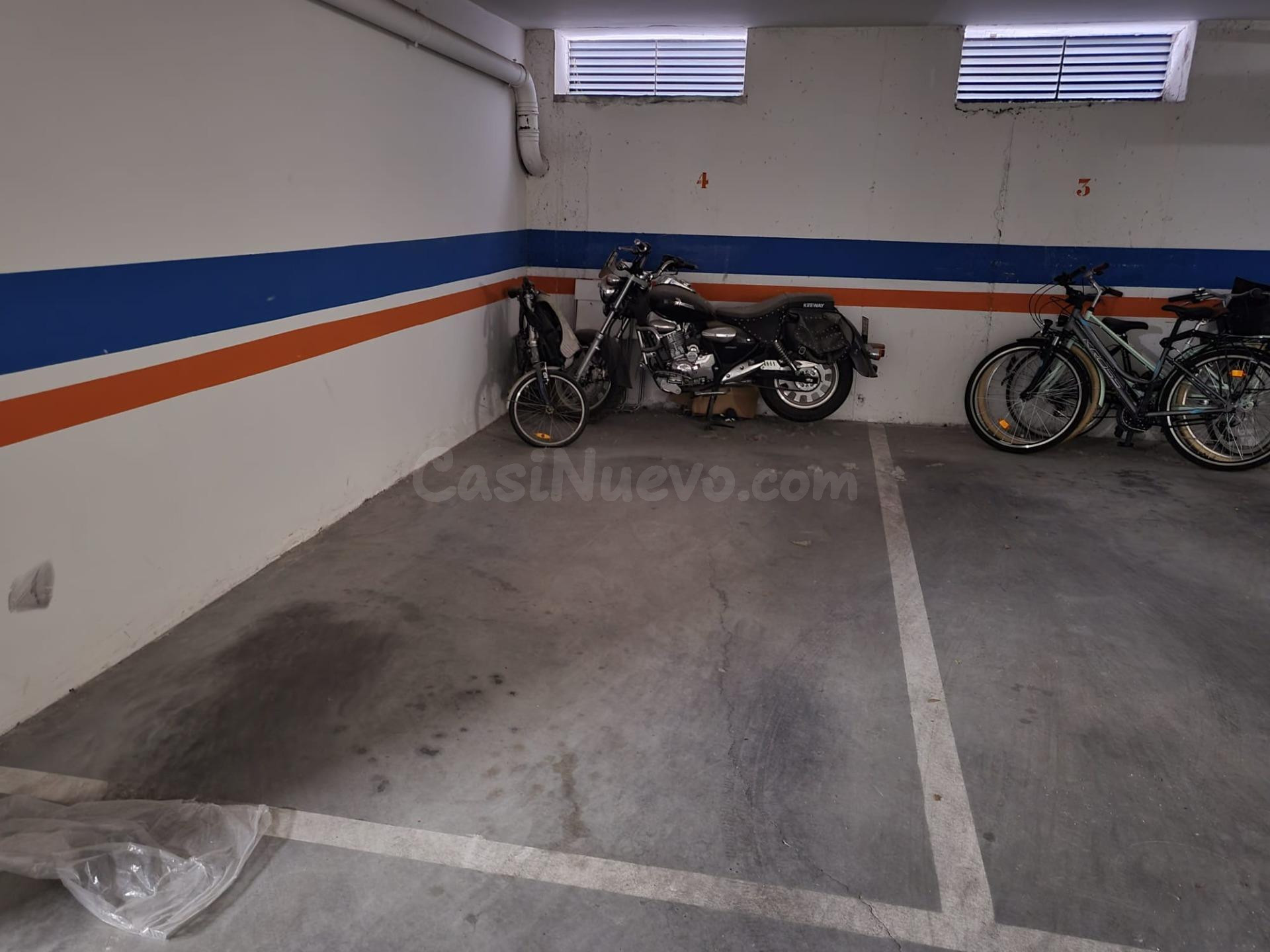 VENTA DE PLAZAS DE GARAJE FRENTE A HUELGAS