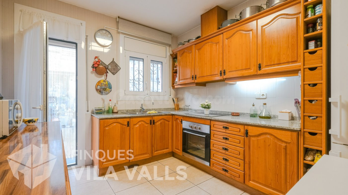 Casa 4 vientos con 2 garajes y piscina! - foto 5