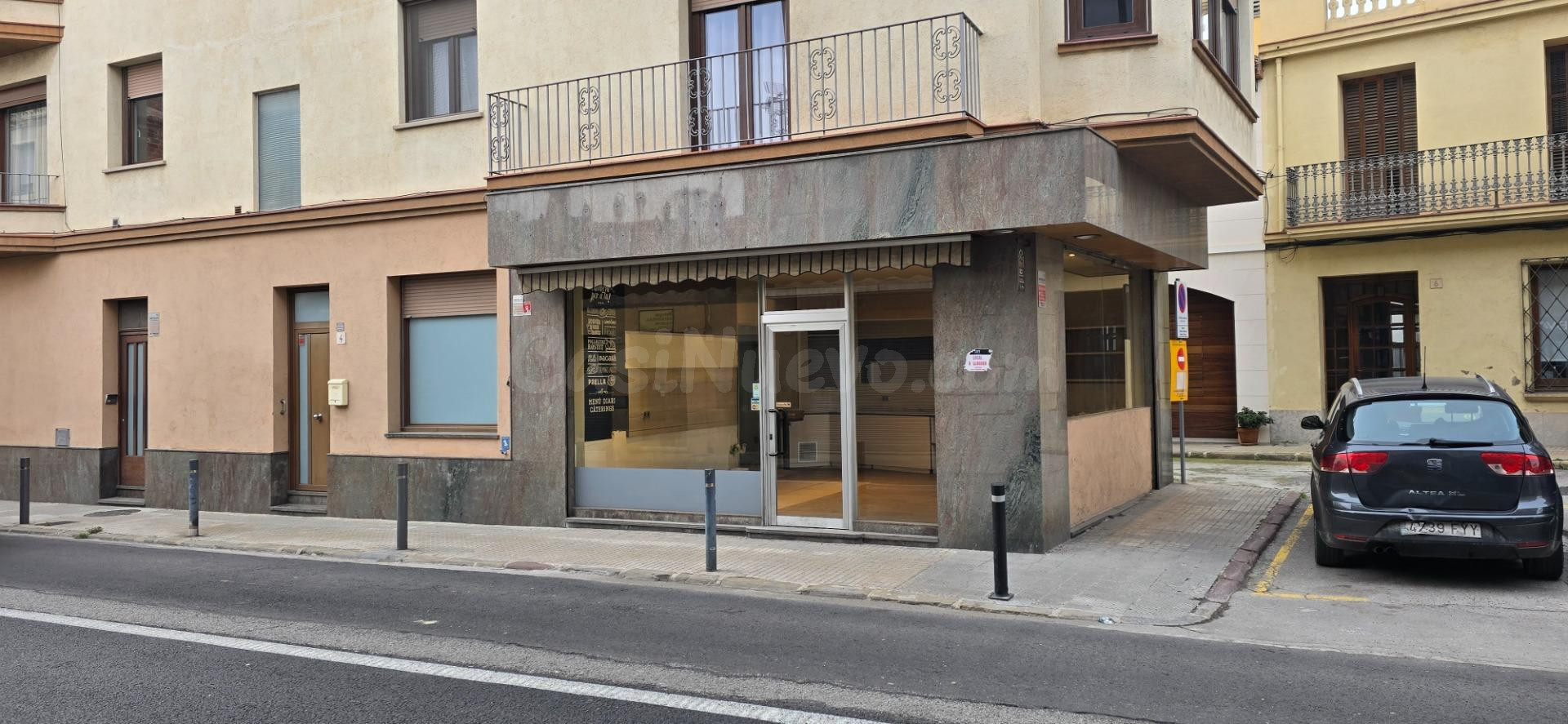 Local comercial amb obrador