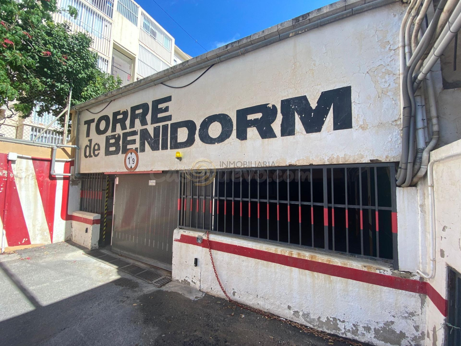 Si vives o trabajas en Benidorm y quieres tener un aparcamiento seguro ¡Esto para ti!