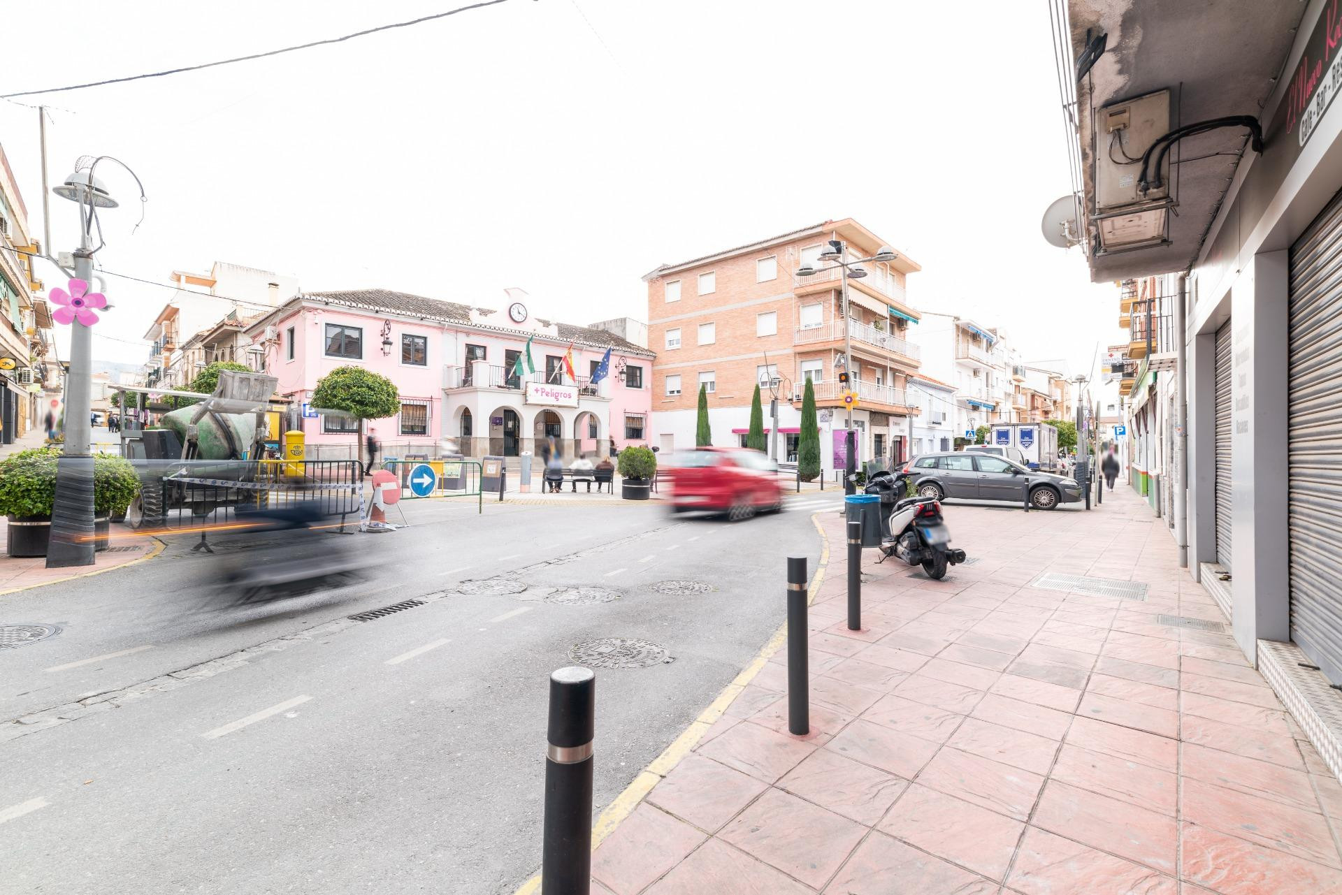 Oportunidad única: Local comercial en pleno centro de Peligros