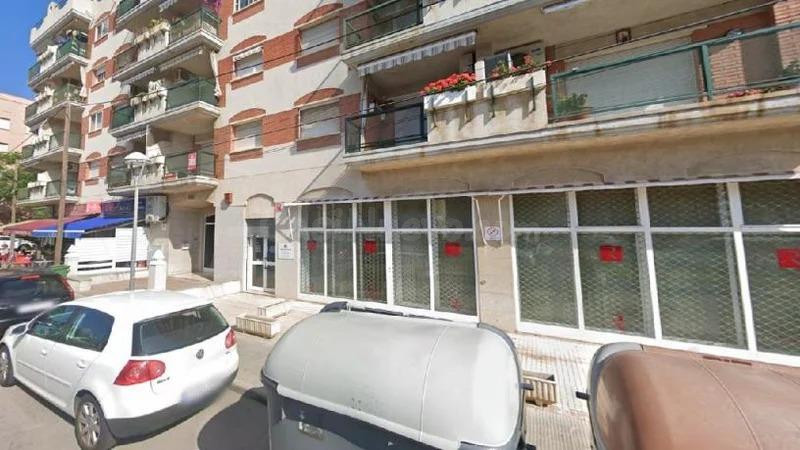 LOCAL EN VENTA EN TORREDEMBARRA