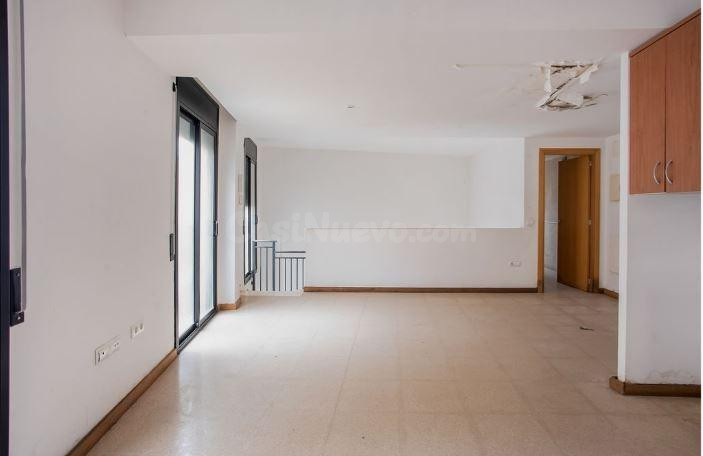 LOCAL CÉNTRICO EN VENTA
