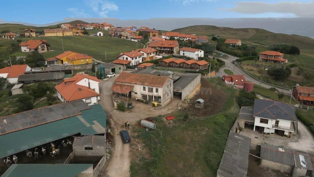 CASA PARA REHABILITAR CON VISTAS AL MAR Y MONTAÑA