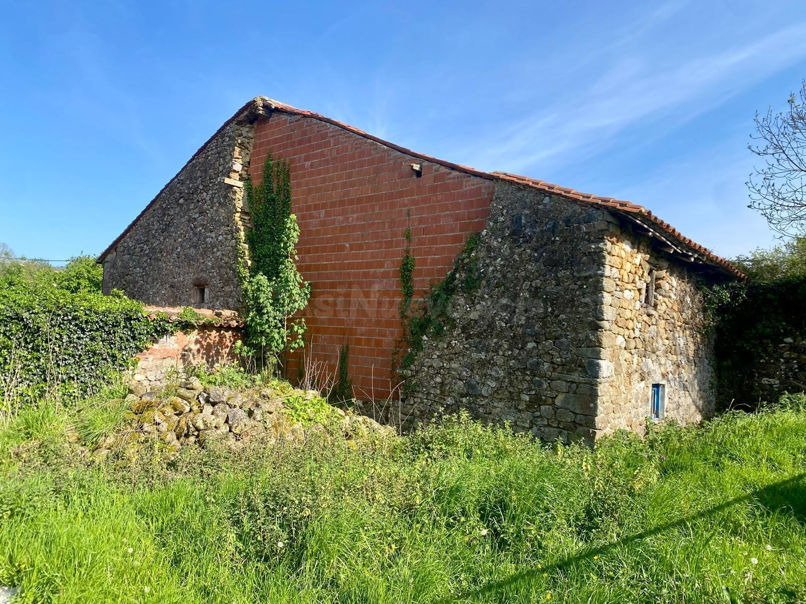 CASA DE PIEDRA CON JARDIN PARA REFORMAR - SAN FELICES DE BUE - foto 4