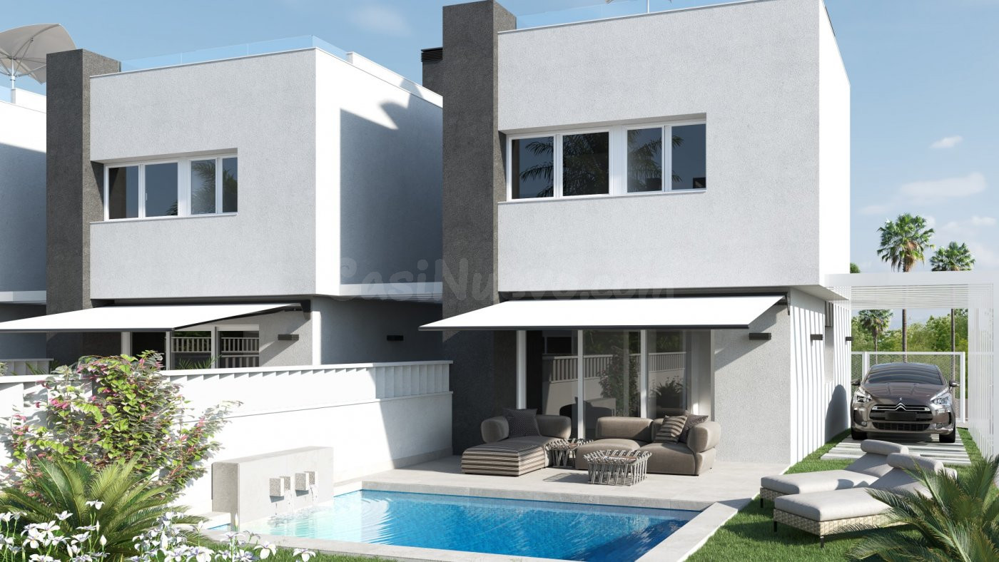 CHALETS INDEPENDIENTES DE 2 Y 3 DORMITORIOS Y 3 BAÑOS Y PISCINA EN PILAR DE LA HORADADA