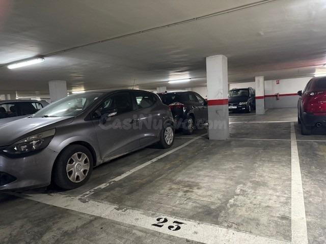 Plaza de parking en venta en el centro de Sabadell