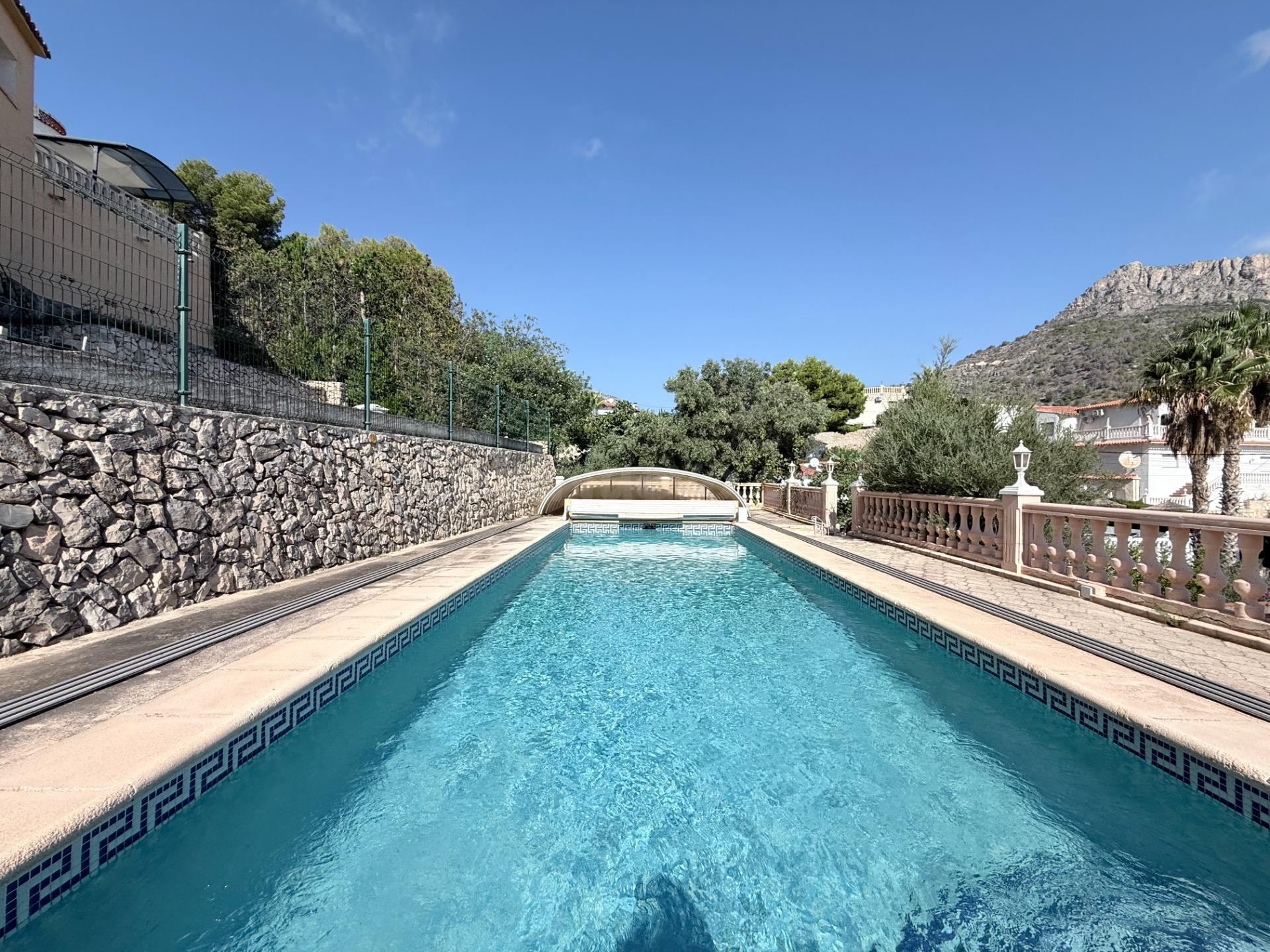 Chalet independiente en Urbanización Maryvilla, Calpe – Vist - foto 2