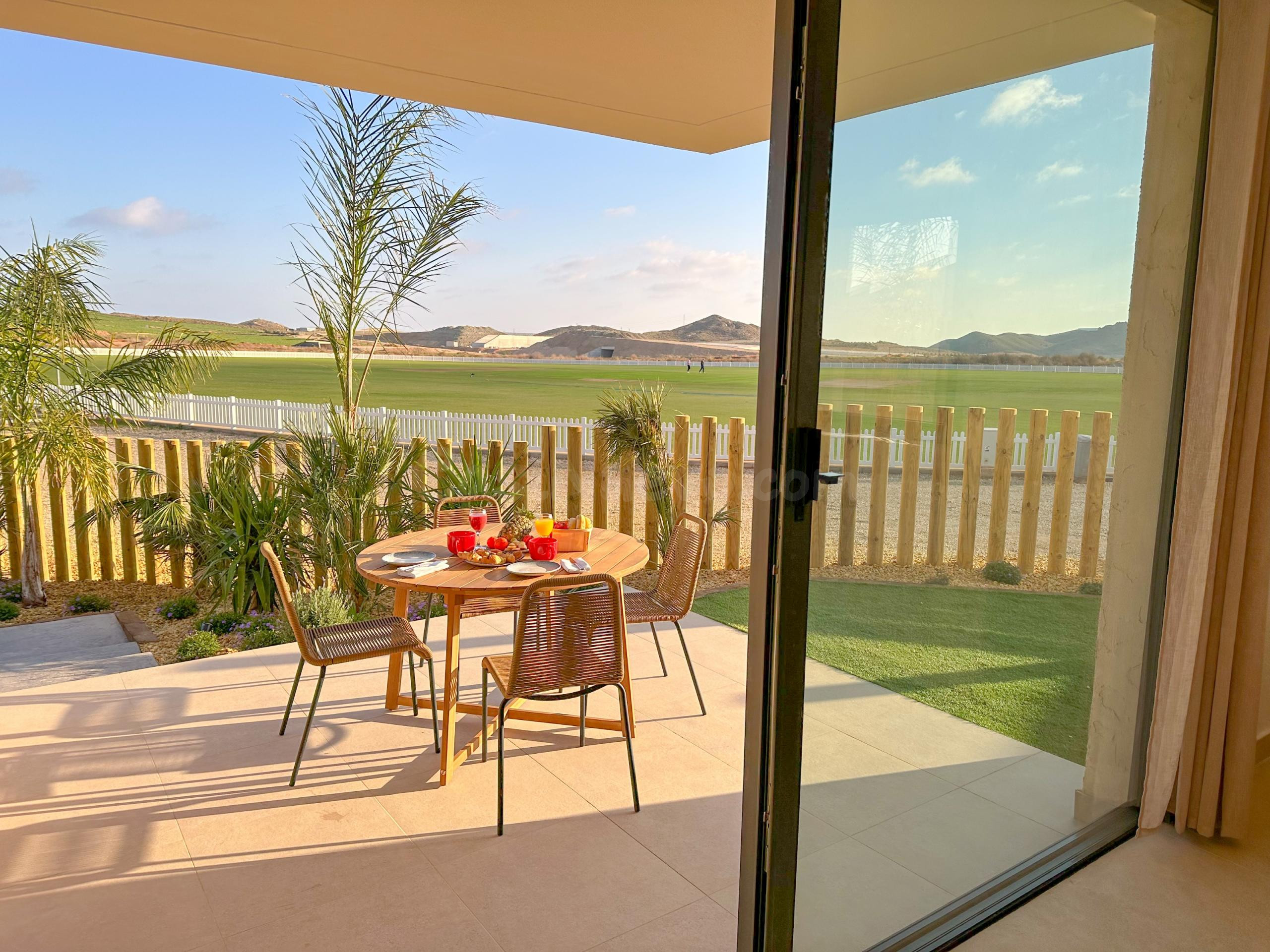 DUPLEX EN CAMPO DE GOLF - foto 2