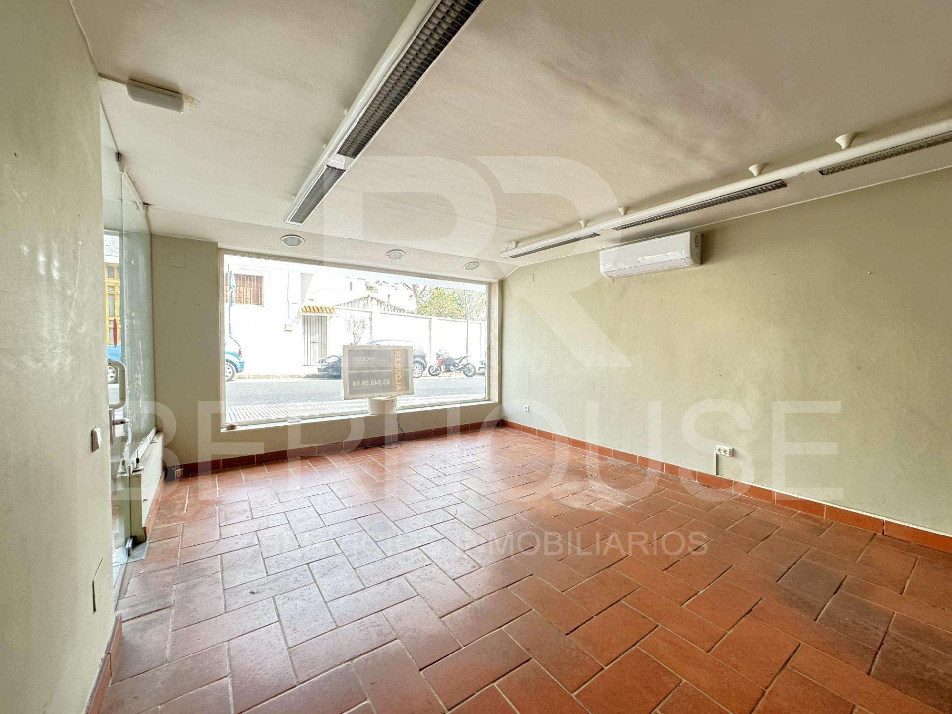 LOCAL DE 30 M2 EN EL MASNOU CENTRO