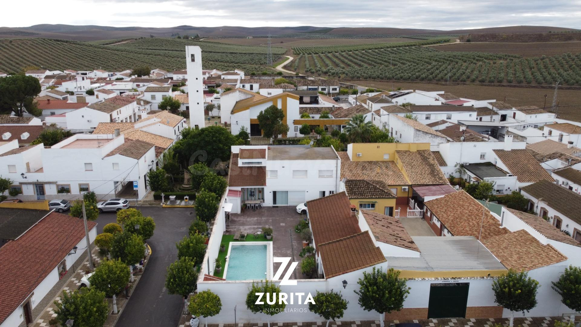 Impresionante vivienda con casa de invitados, piscina y amplio patio en Maruanas (El Carpio)