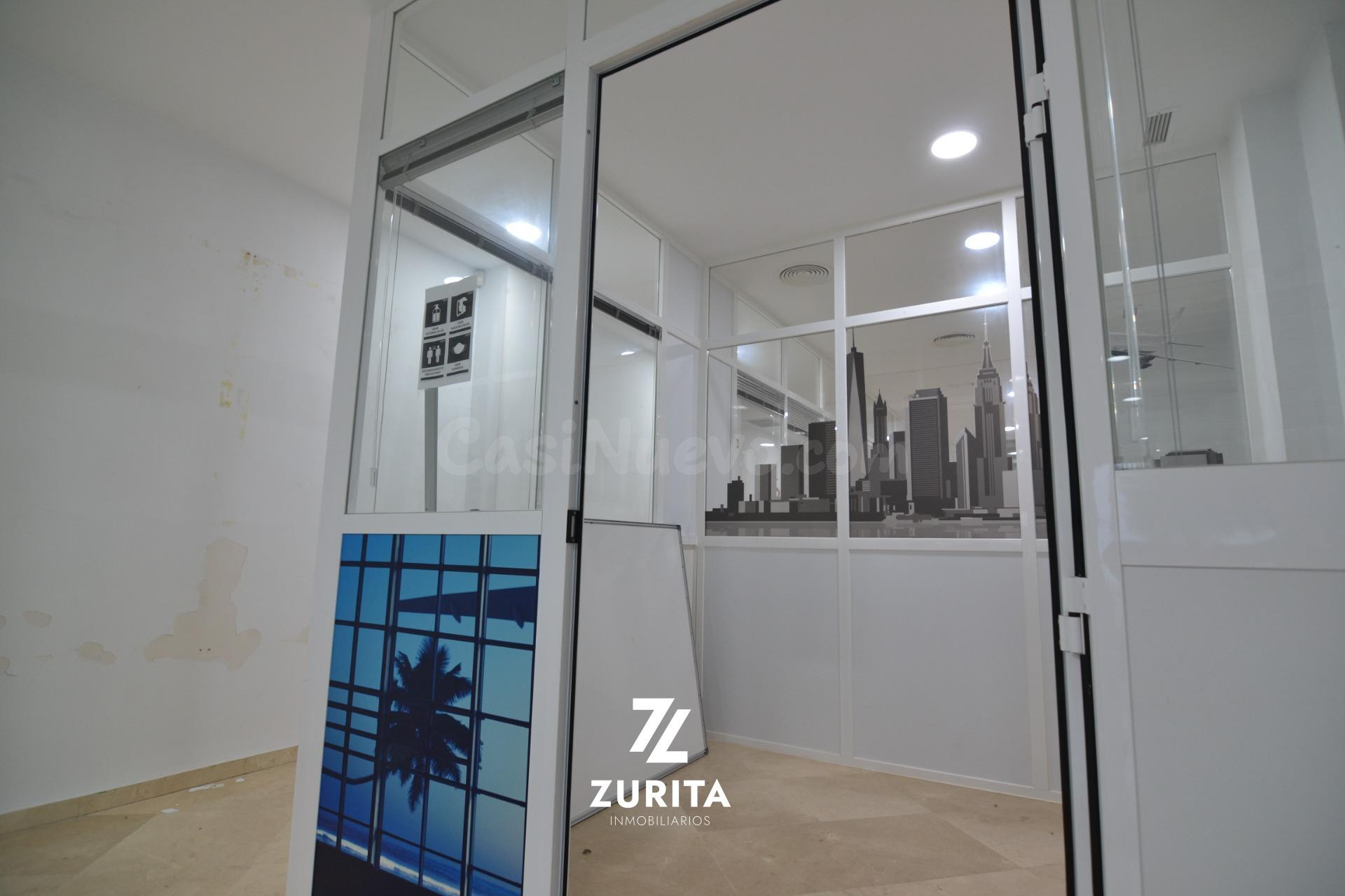 Local comercial / opción cambio de uso a viviedanda en calle Tarrasa