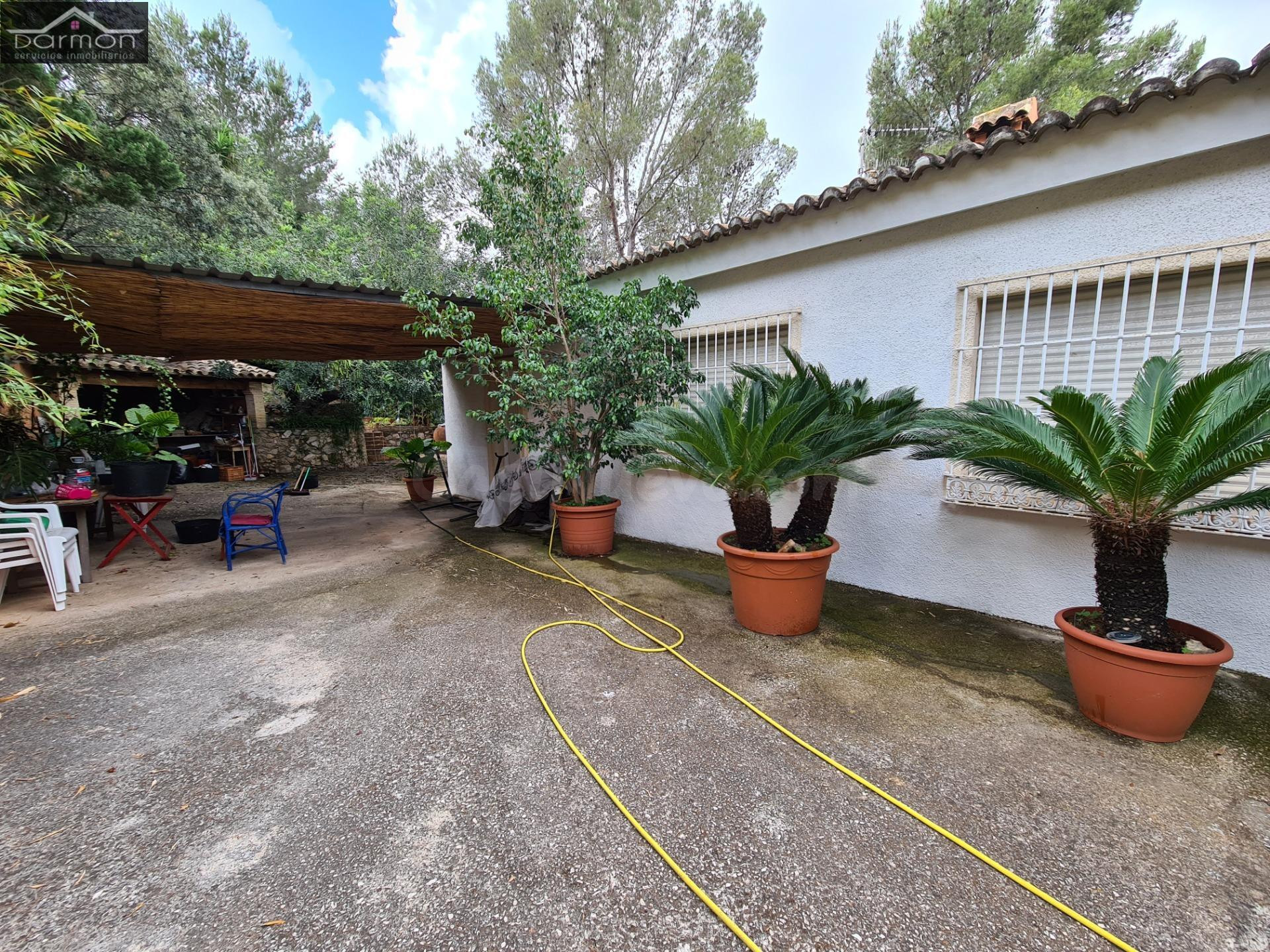 CHALET EN URB. SANTA MARTA DE GANDIA