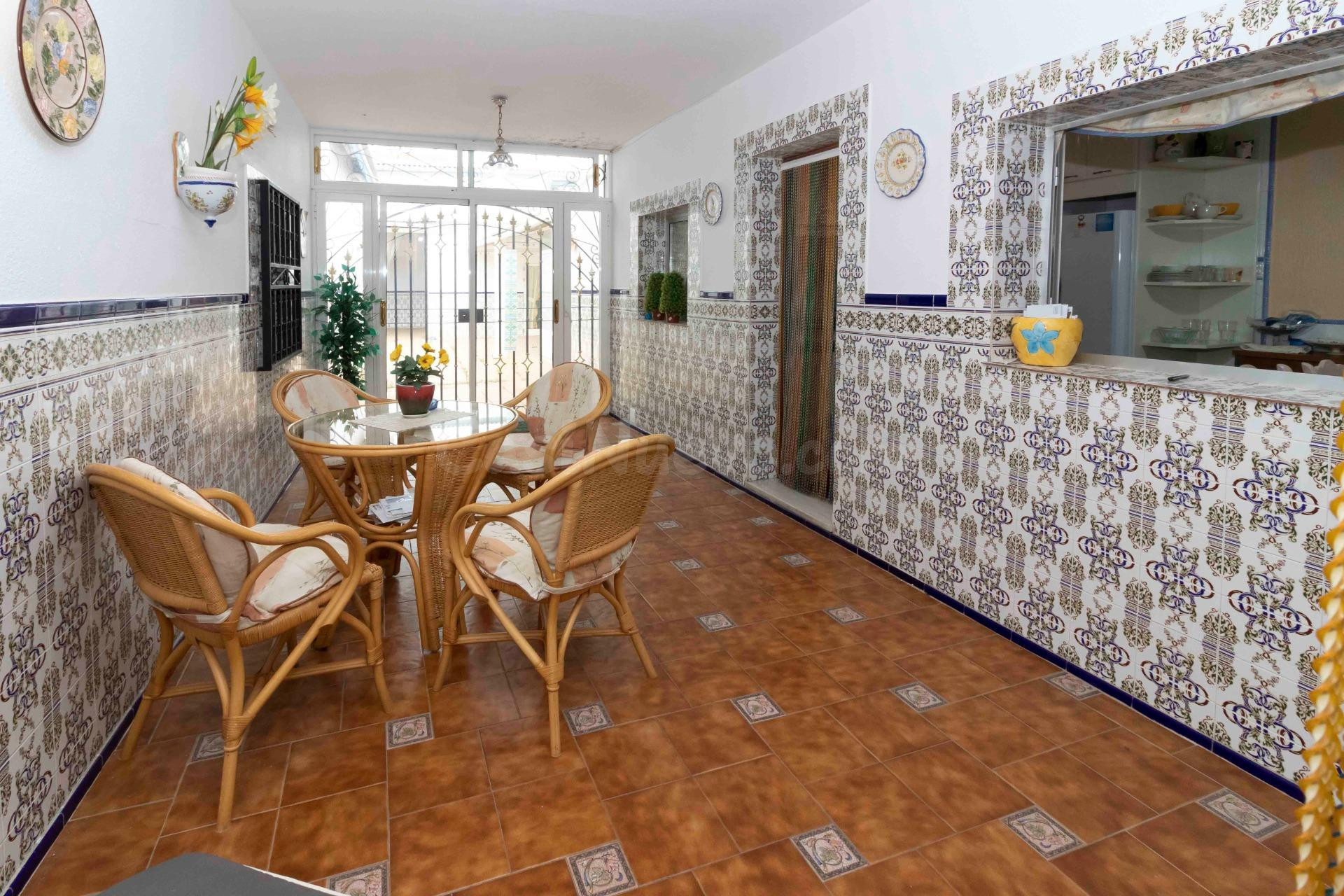 GRAN CASA EN LA AVENIDA DE TALAVERA - foto 4