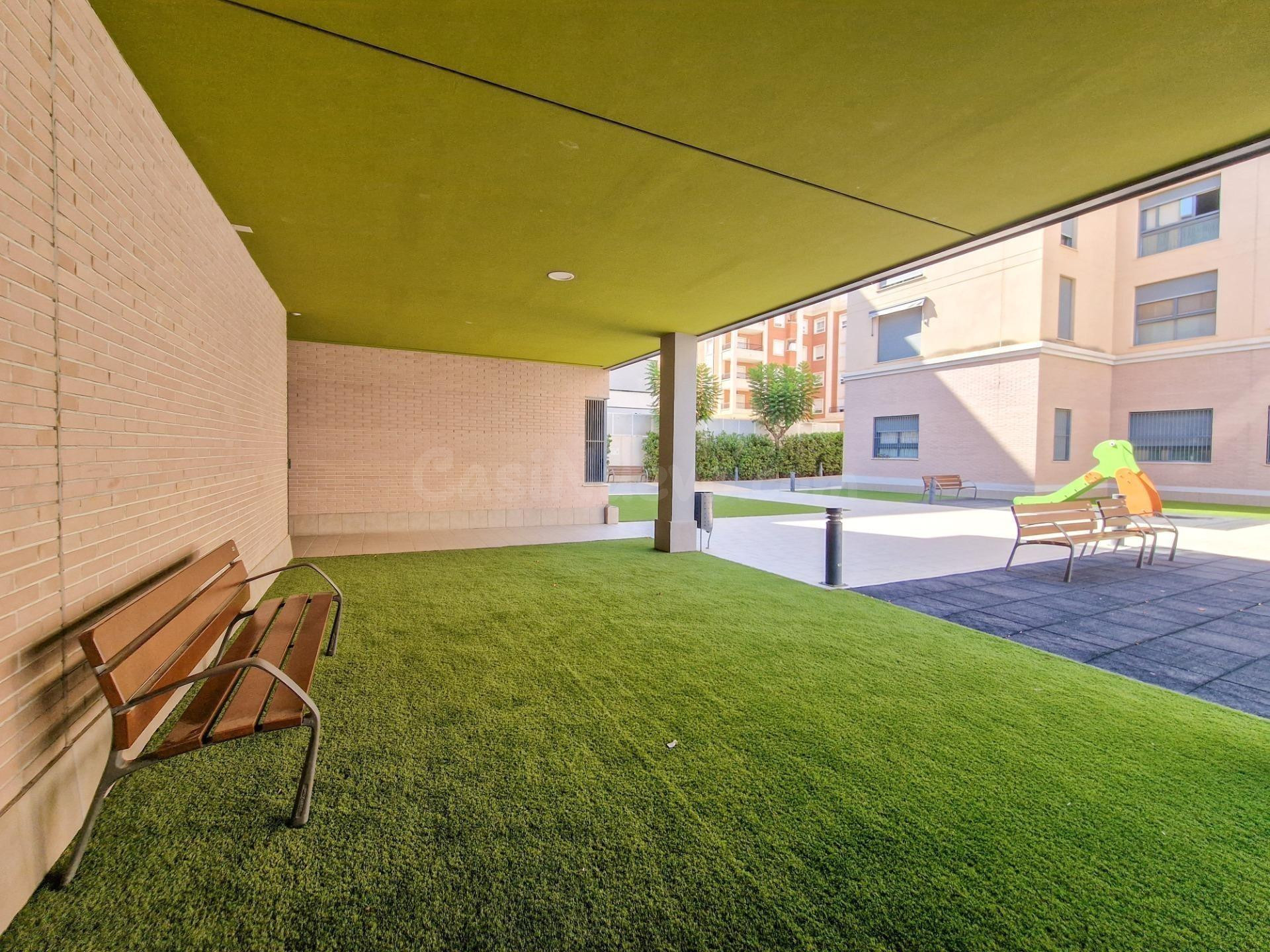 VENTA PISO EN URBANIZACIÓN PRIVADA,  GARAJE, TRASTERO, ZONA TRAVALÓN