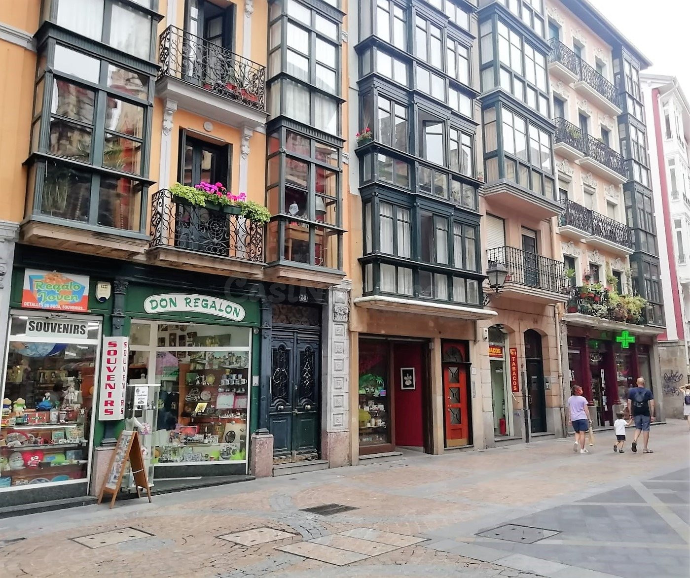 Se Vende Local Comercial en Zona Casco Viejo