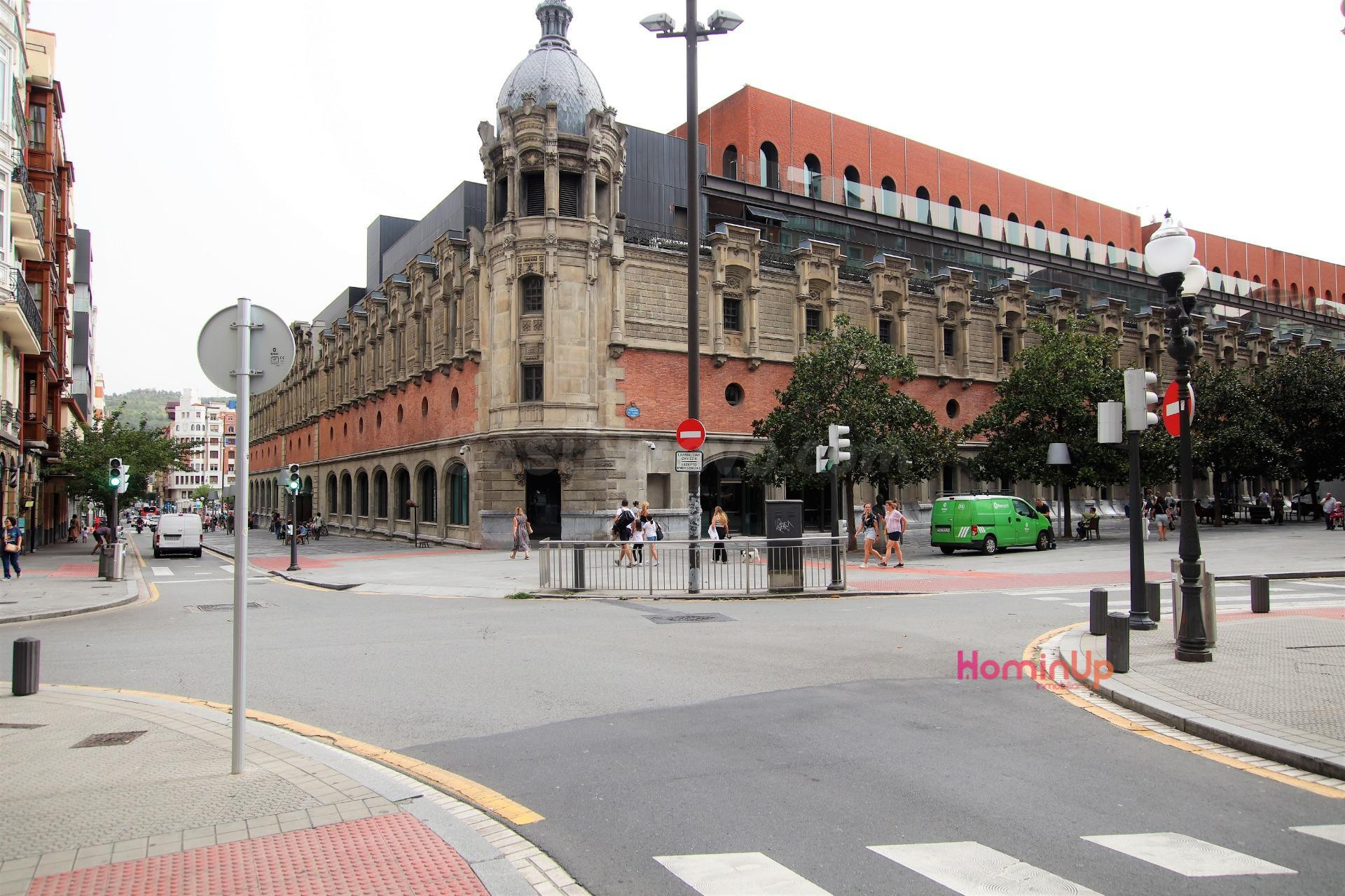 Se Vende local comercial en Zona Alhondiga