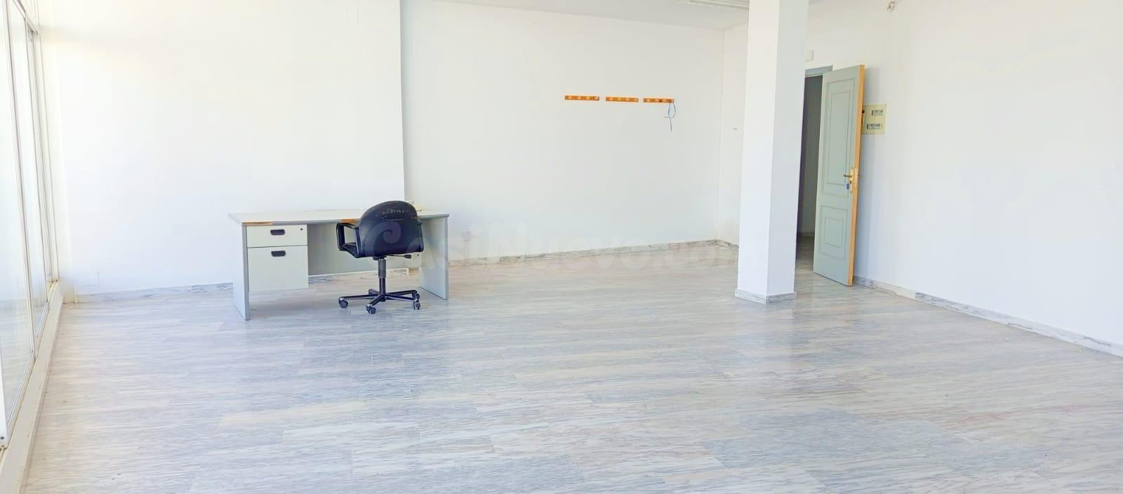 🎯🏢 ¡AMPLIO LOCAL EN ALQUILER EN PLENO CENTRO DE MÉRIDA! 🏢🎯