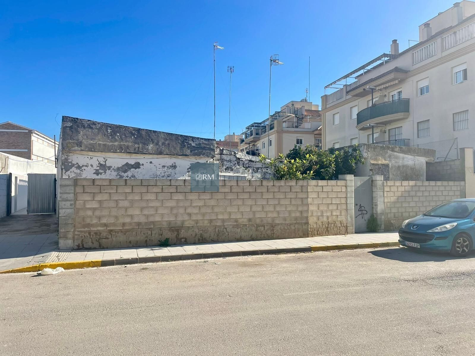 CONTRUYE LA CASA DE TUS SUEÑOS JUNTO A LA PLAYA DE LAS PILET