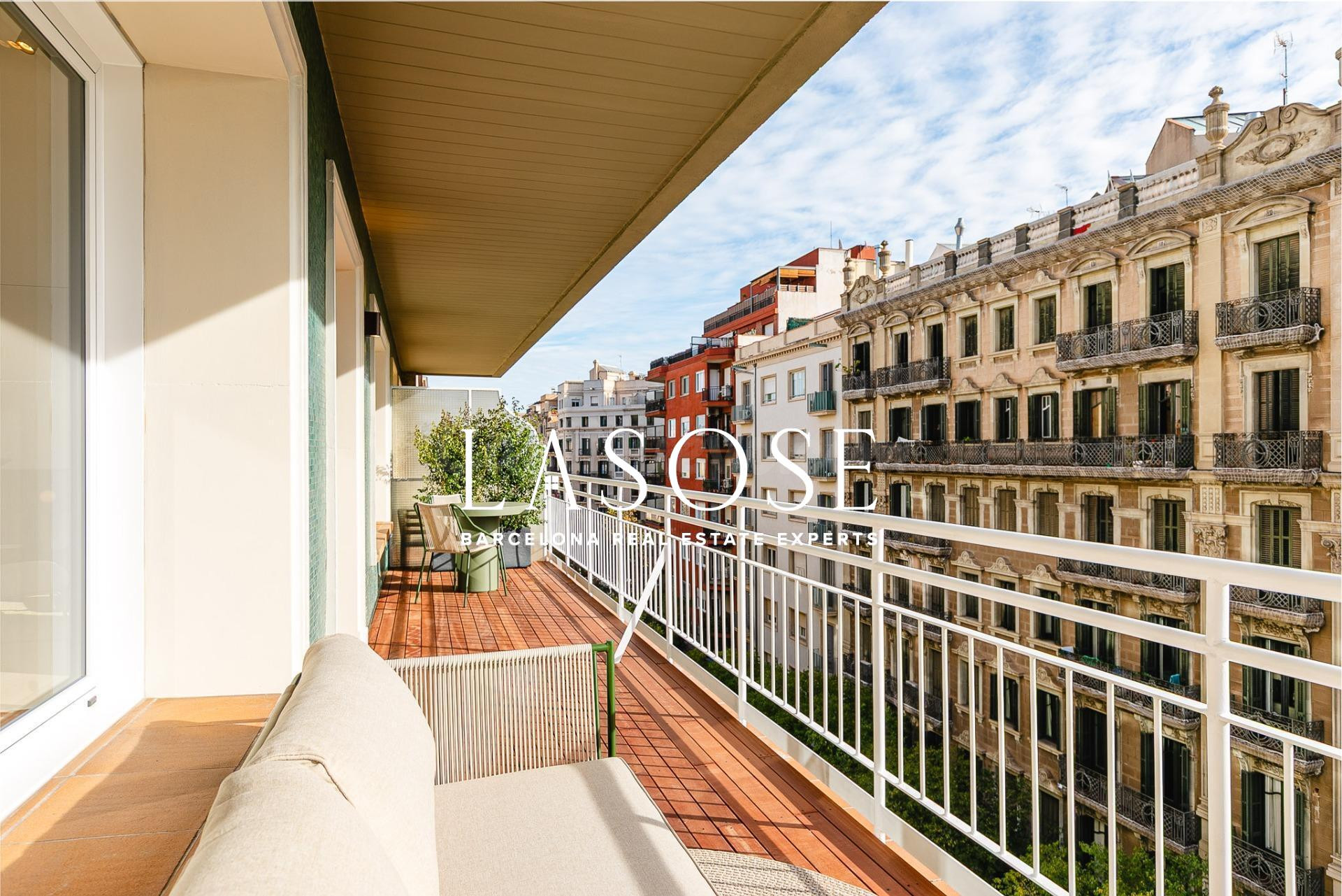 La Esquina Más Privilegiada de Barcelona Convertida en Hogar de Lujo