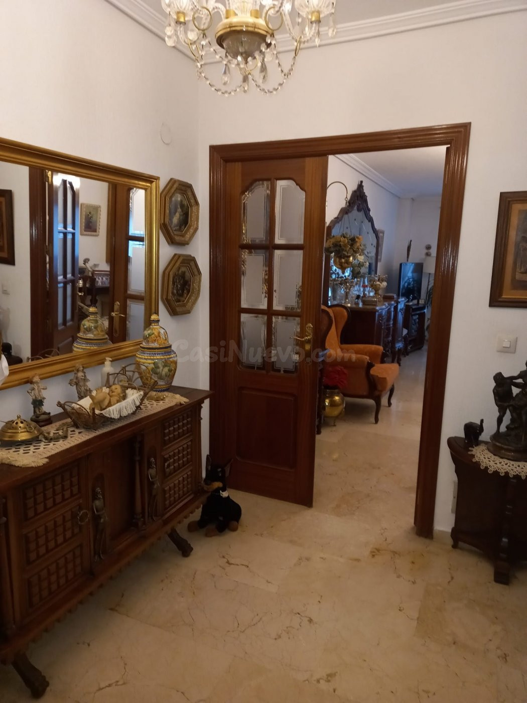 Señorial piso junto a las Tendillas.