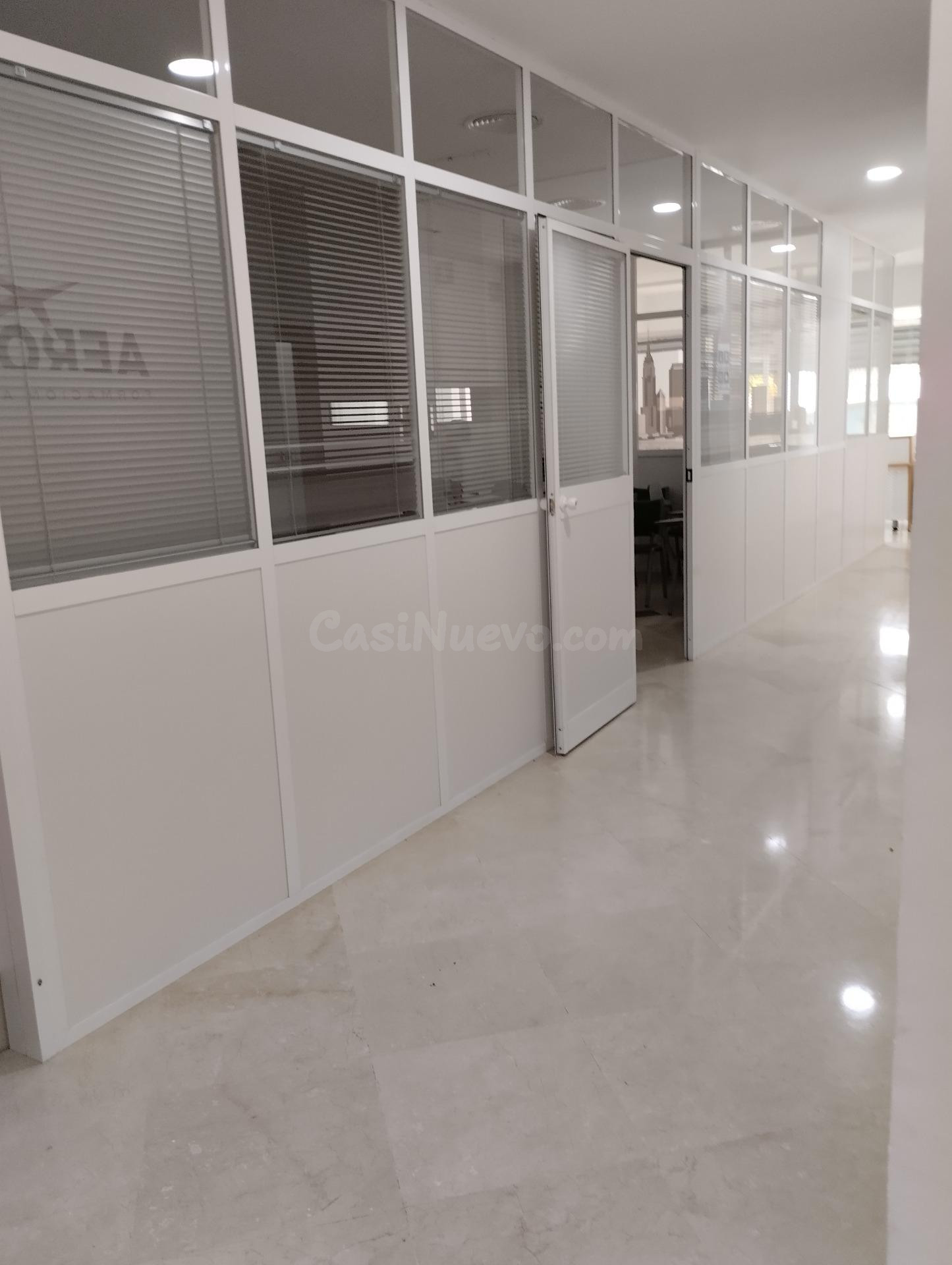 MAGNÍFICO LOCAL EN ZONA BRILLANTE-ARRUZAFILLA PARA OFICINA, DESPACHO, CLÍNICA, LOFT.