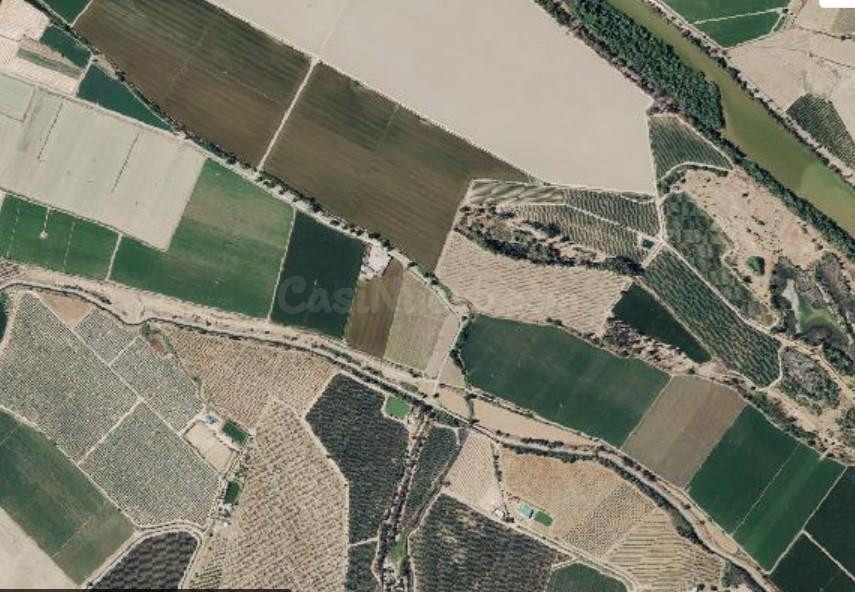 FINCA RÚSTICA -CASA  EN BADAJOZ