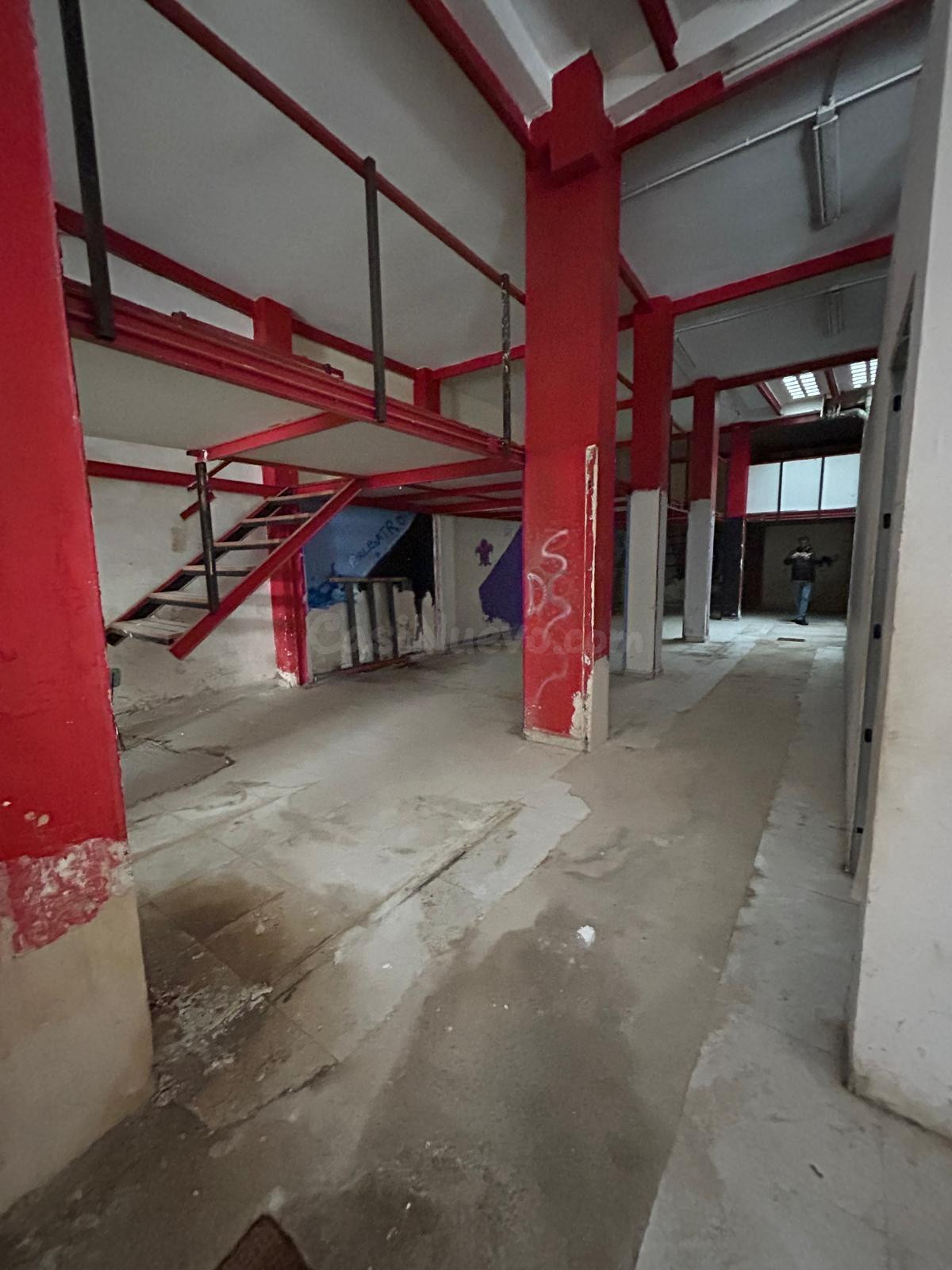 ¡GRAN OPORTUNIDAD! LOCAL COMERCIAL DE 520 m2 EN UNA ZONA ESTRATÉGICA DE CORDOBA