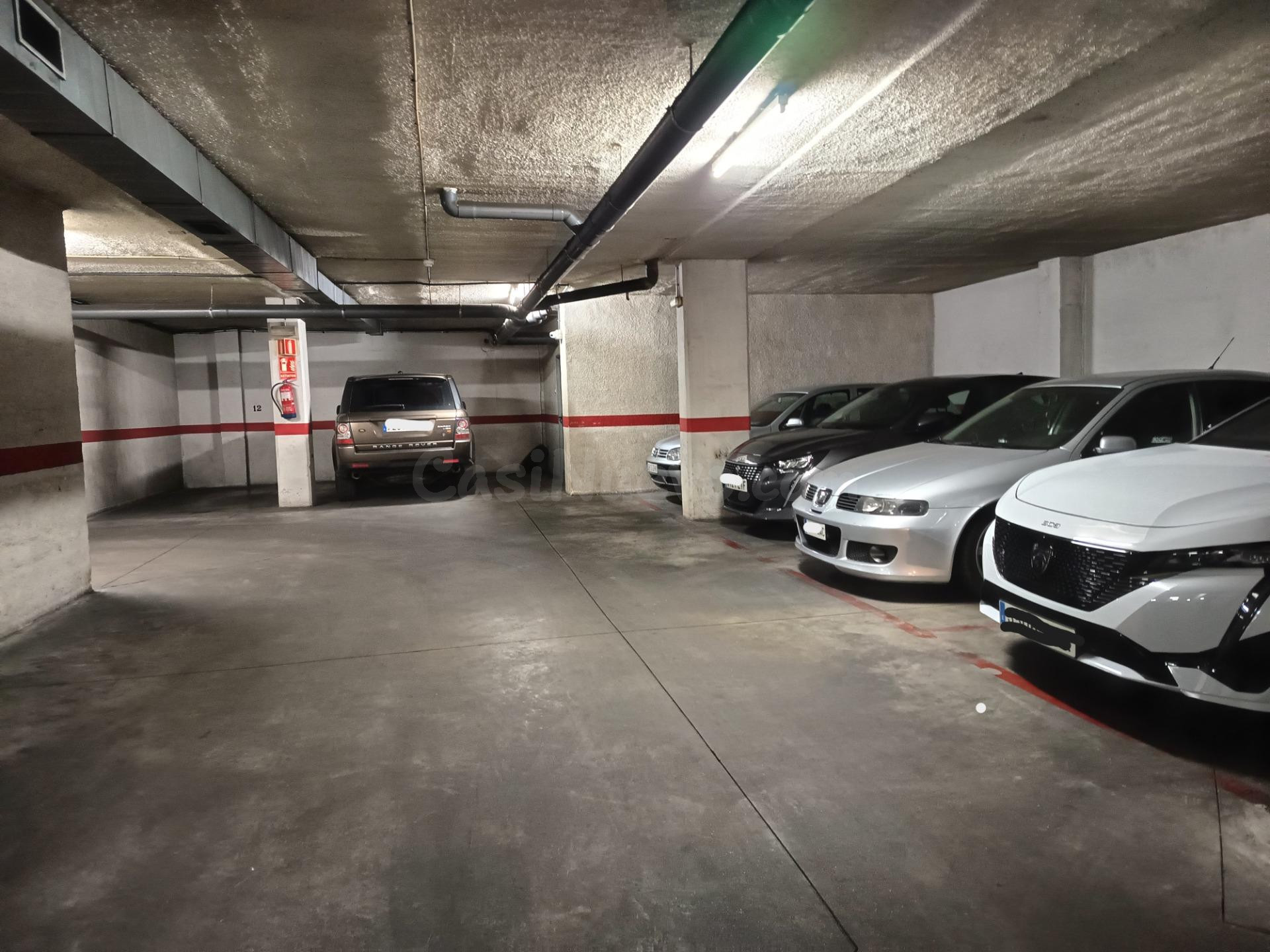 Venta Plaza de Cochera en la zona de Carrefour Sierra