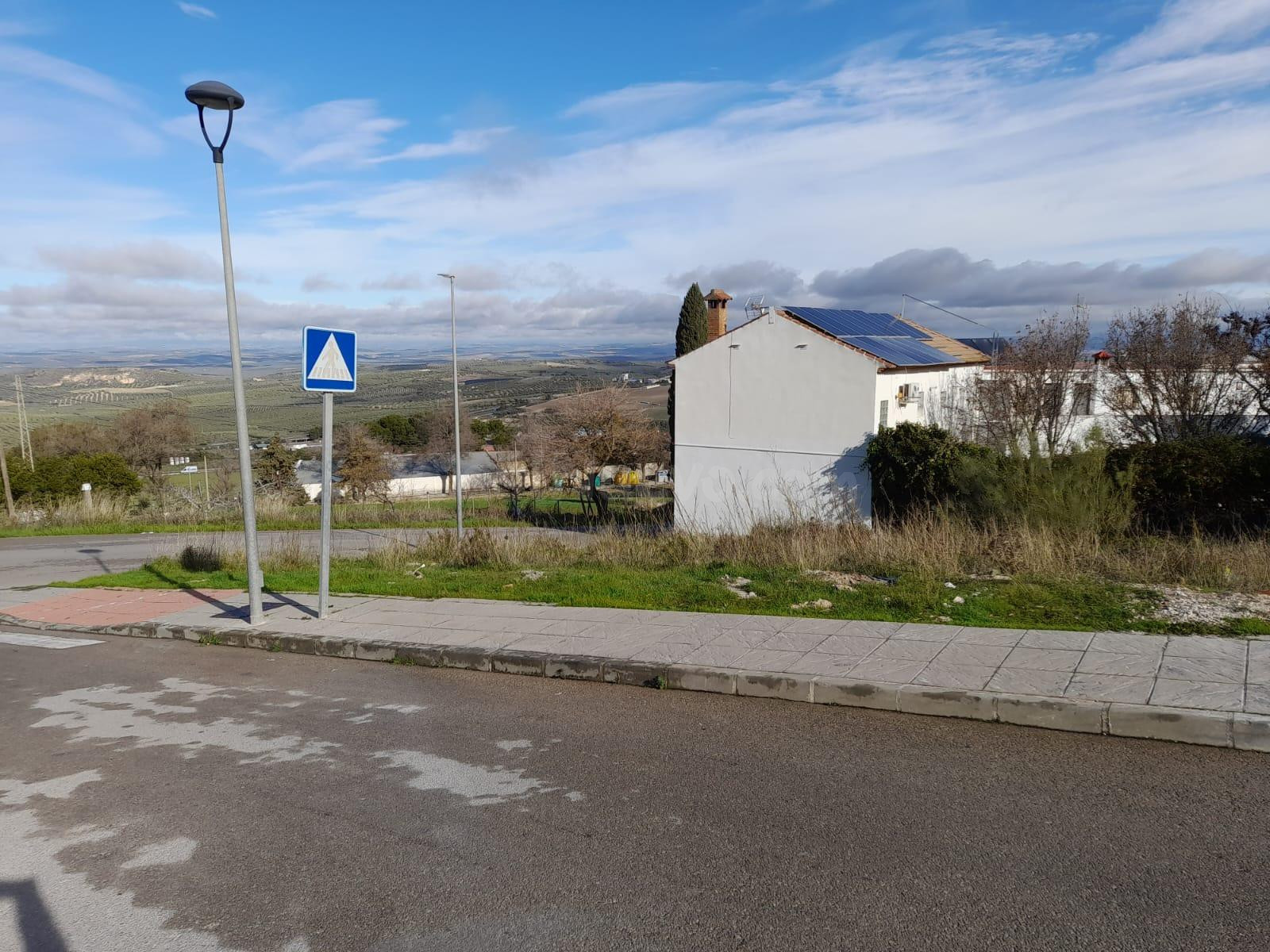 Venta de solar en Estepa. Ideal para construir la casa de tus sueños.