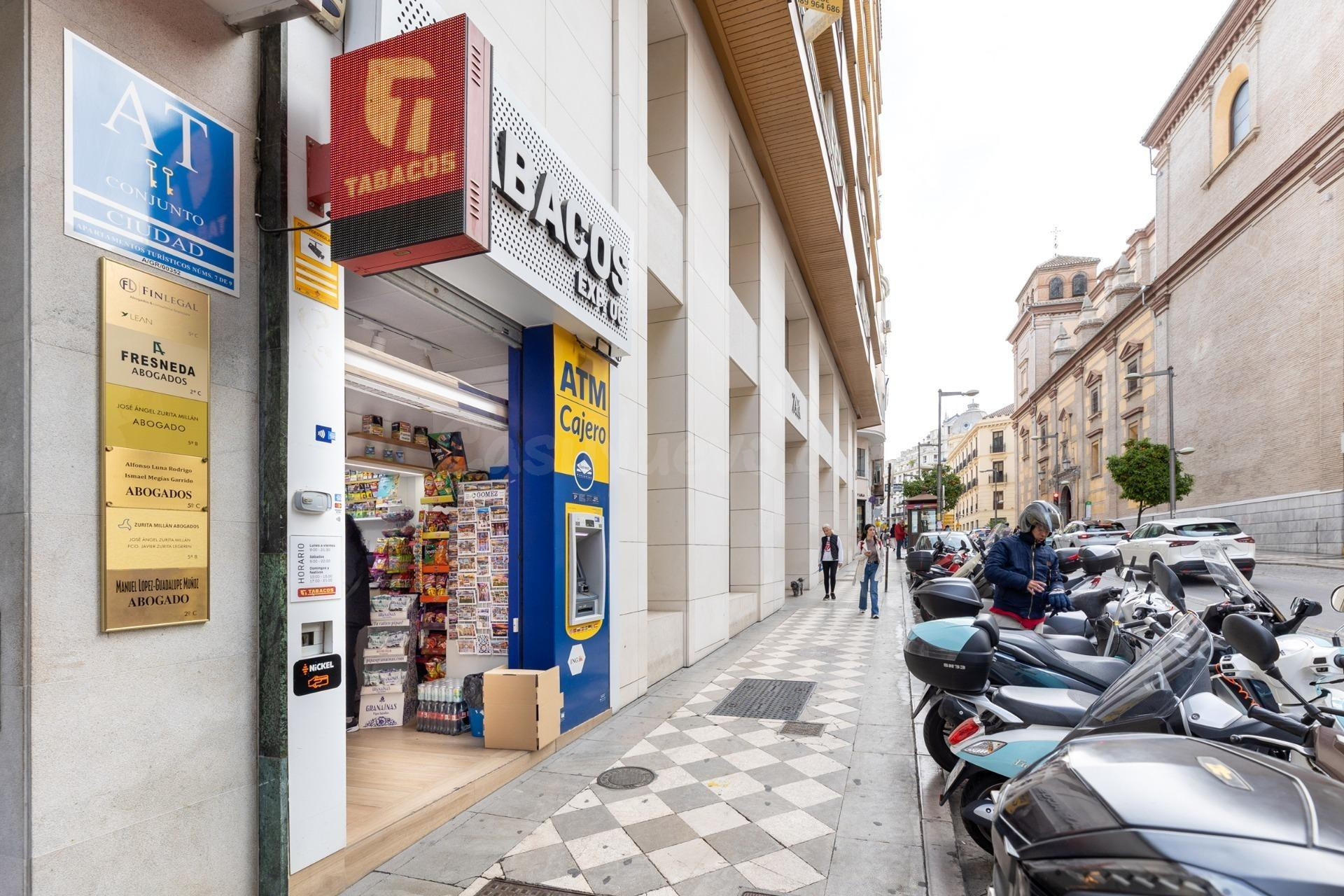 TRASPASO DE ESTANCO EN EL CENTRO DE GRANADA