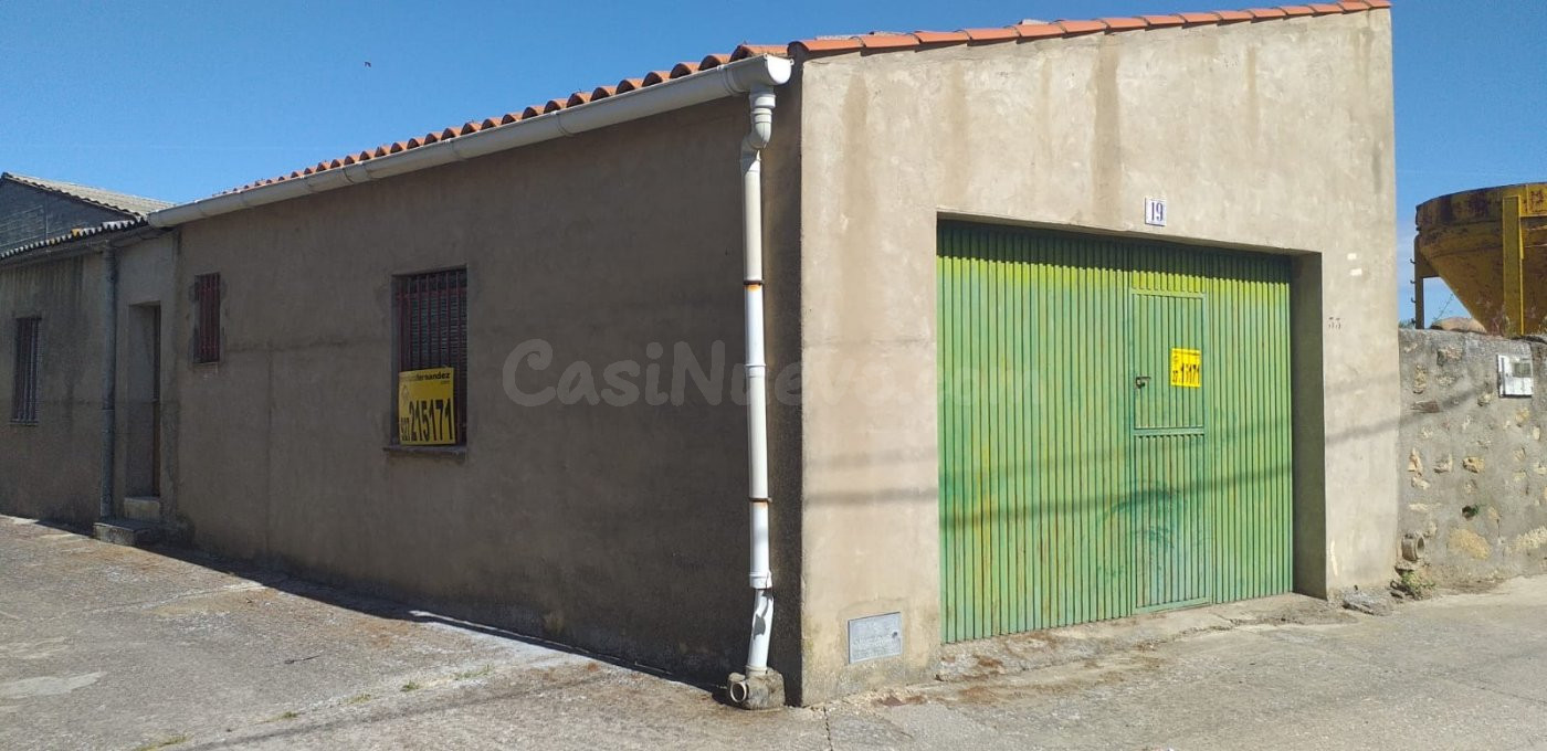 Casa en Torremocha con cochera