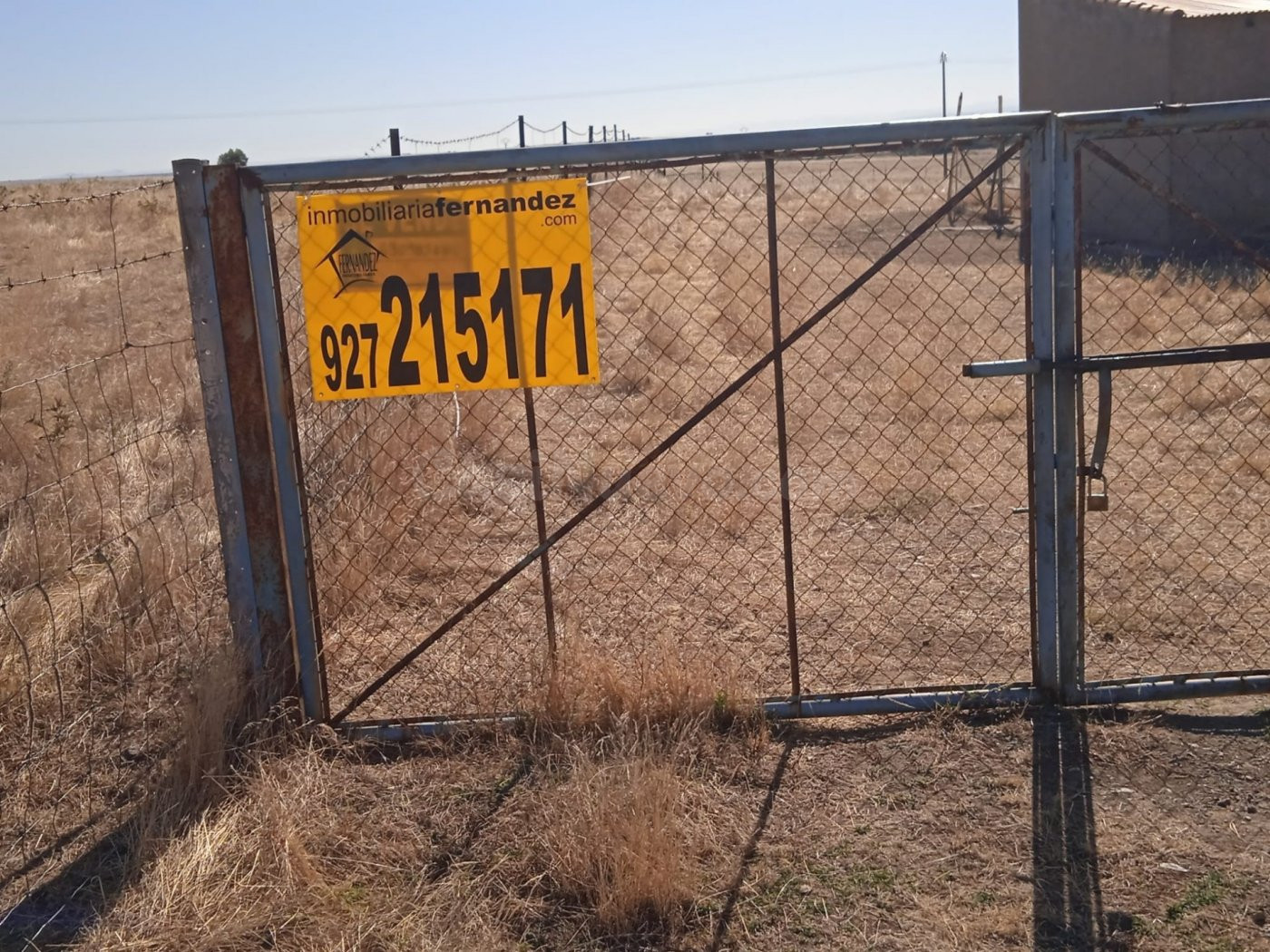 Parcela en Sierra de Fuentes en la zona del Camino de la Charca
