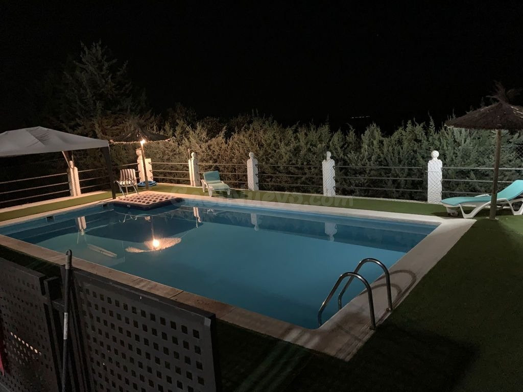 Chalet con piscina - foto 3
